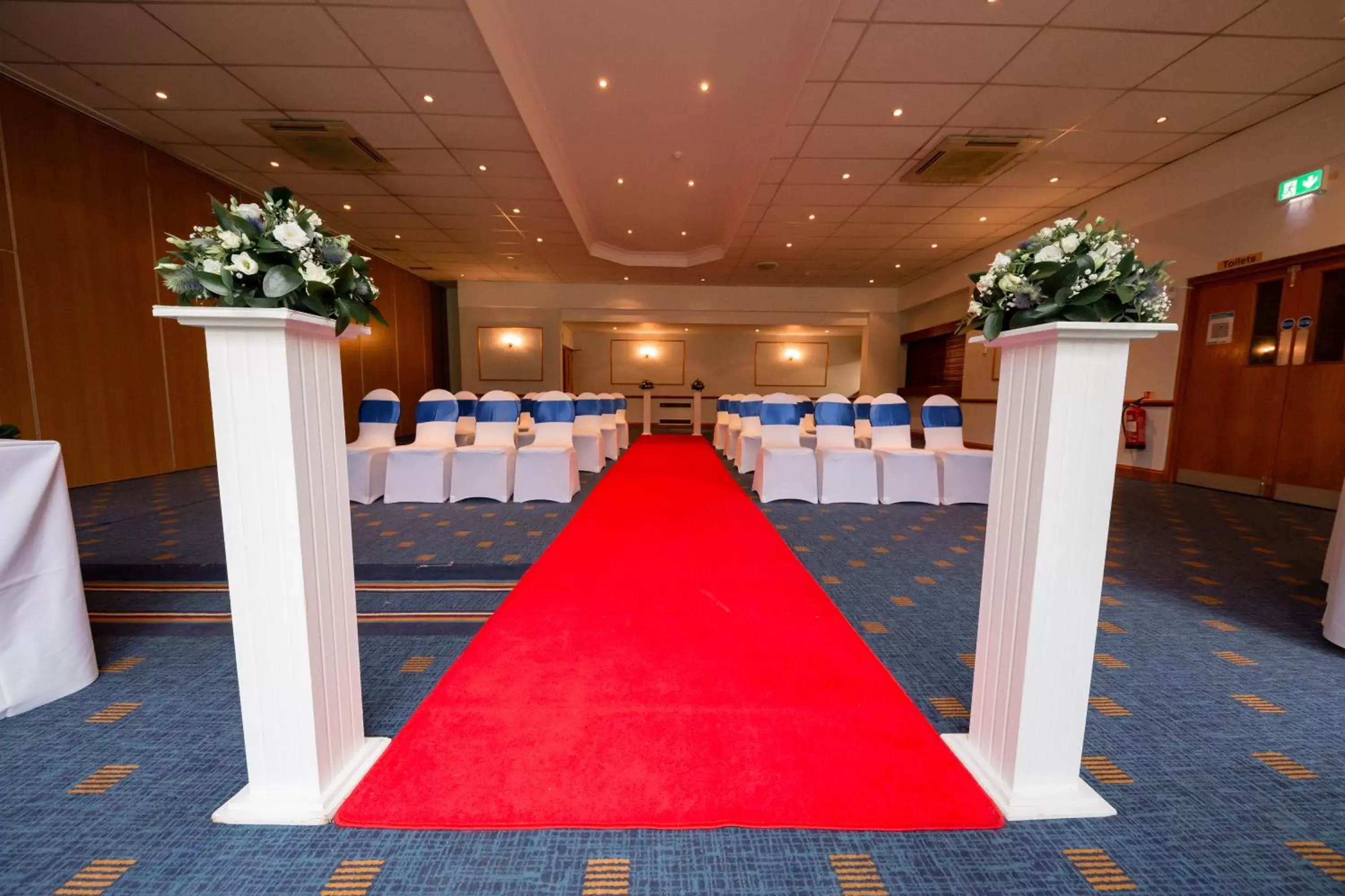 Property building in Holiday Inn Newport by IHG Property building in Holiday Inn Newport by IHG