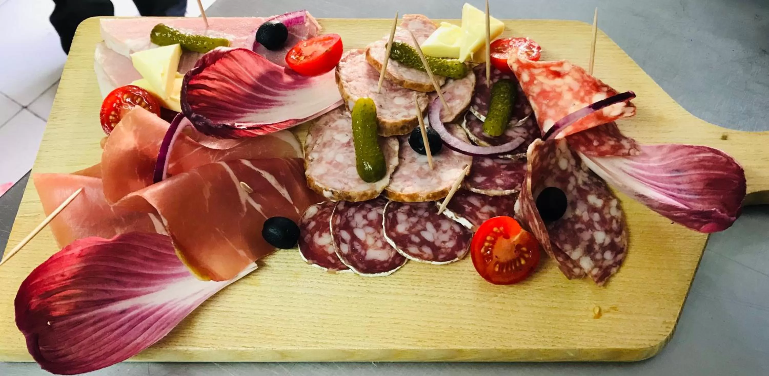 Restaurant/places to eat in hotel de la gare