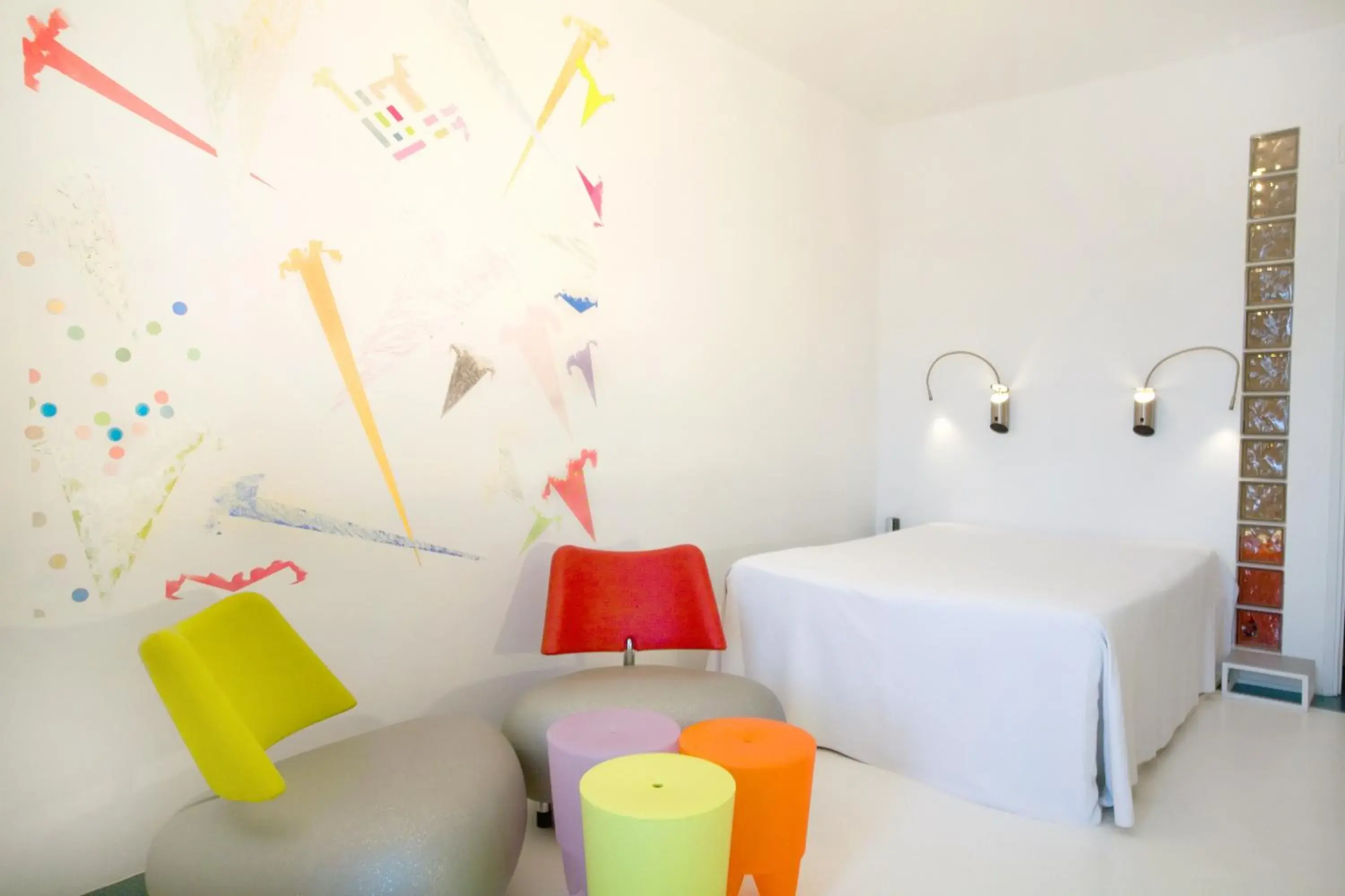 Photo of the whole room, Bathroom in Le Windsor, Jungle Art Hotel