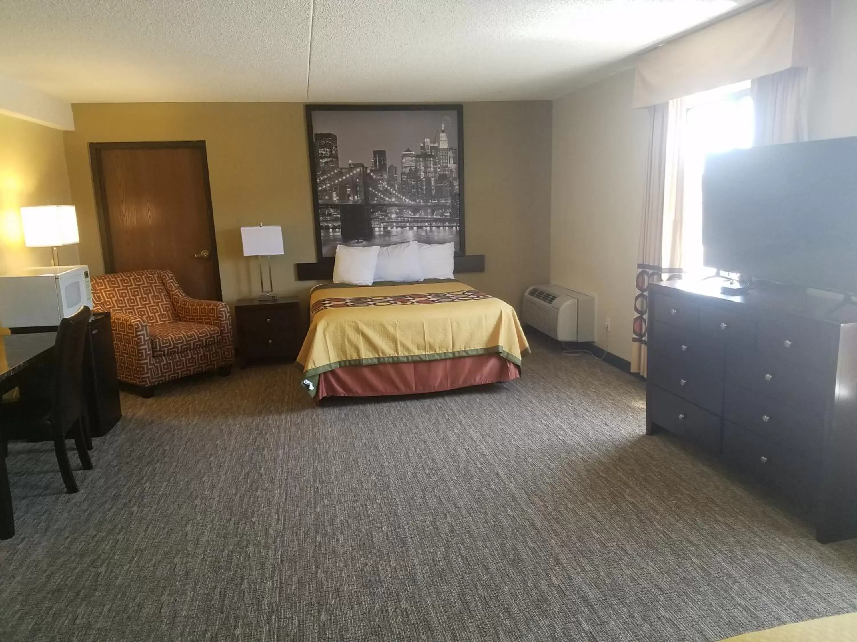 Bed in Super 8 by Wyndham Wichita North