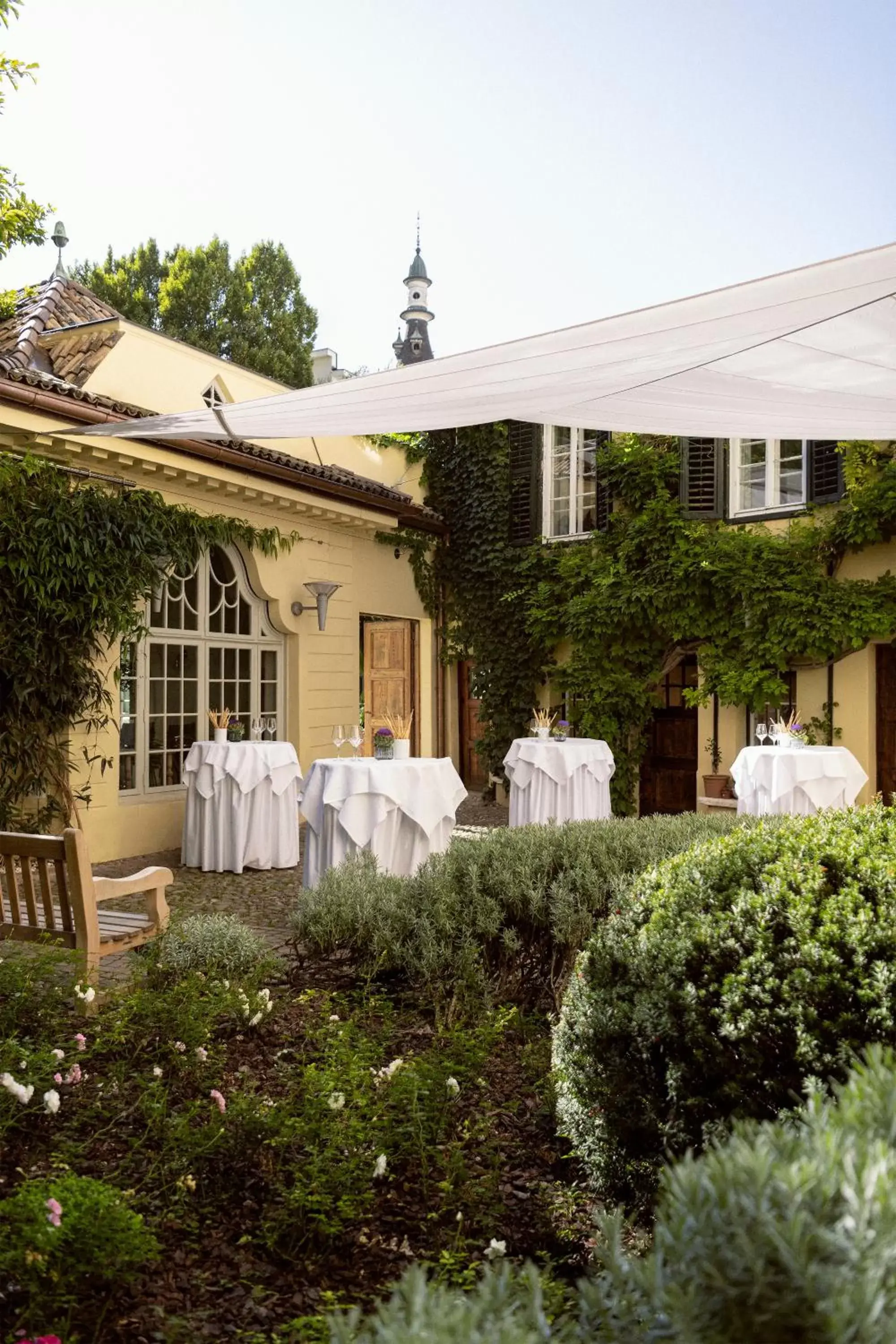 Banquet/Function facilities in Parkhotel Laurin Banquet/Function facilities in Parkhotel Laurin