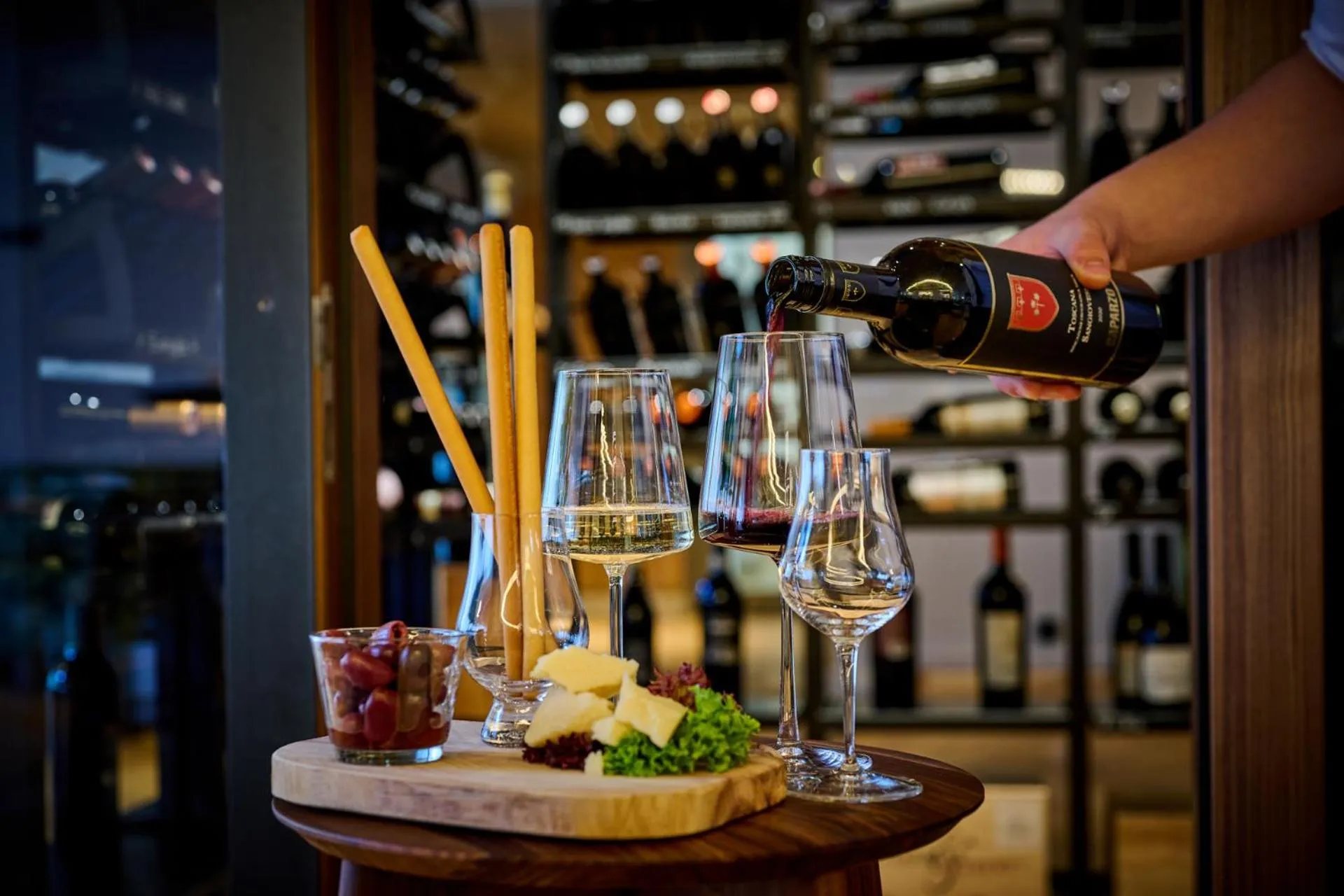 Food and drinks in Asam Hotel