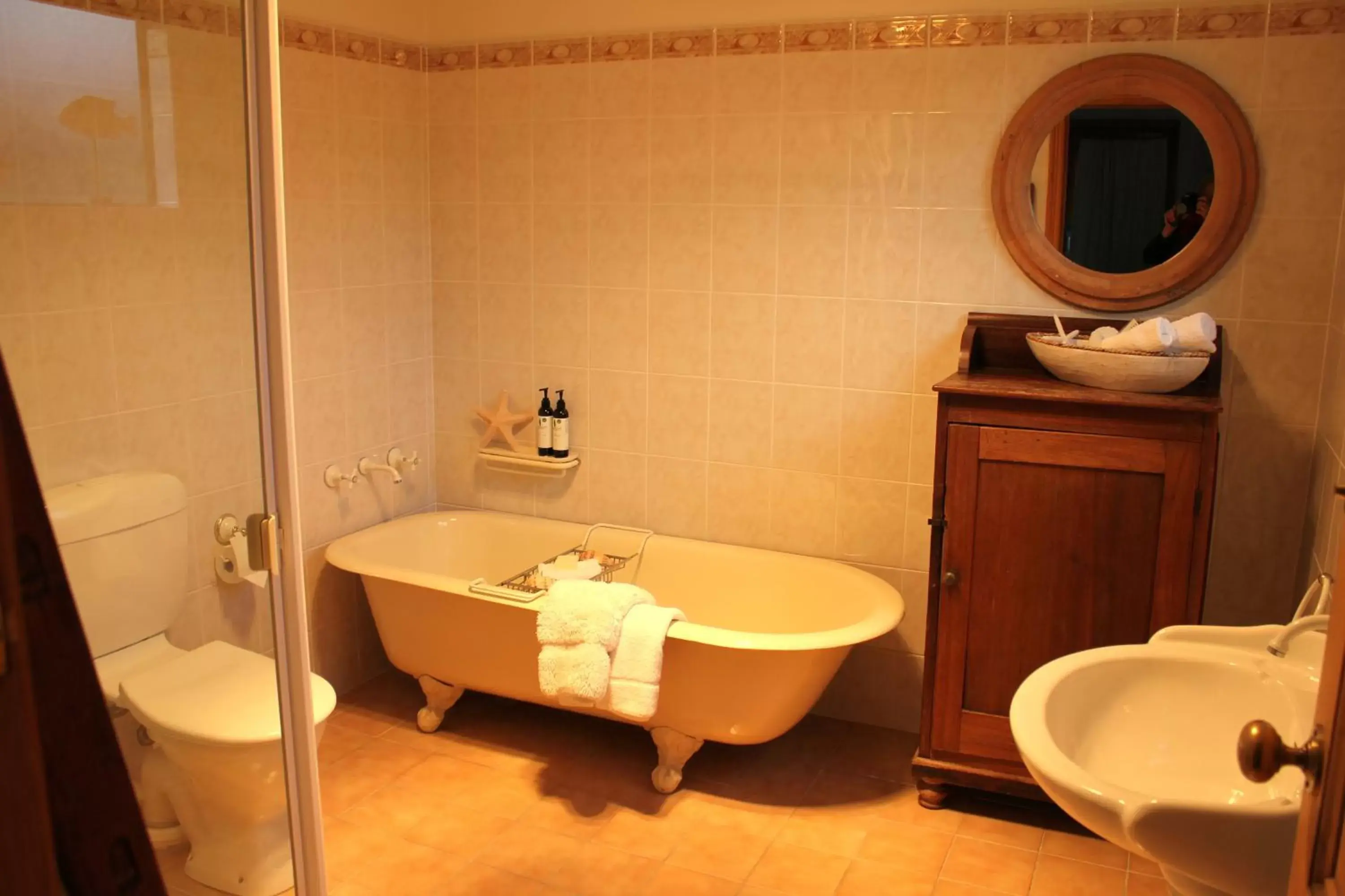 Bathroom in Boathouse - Birks River Retreat