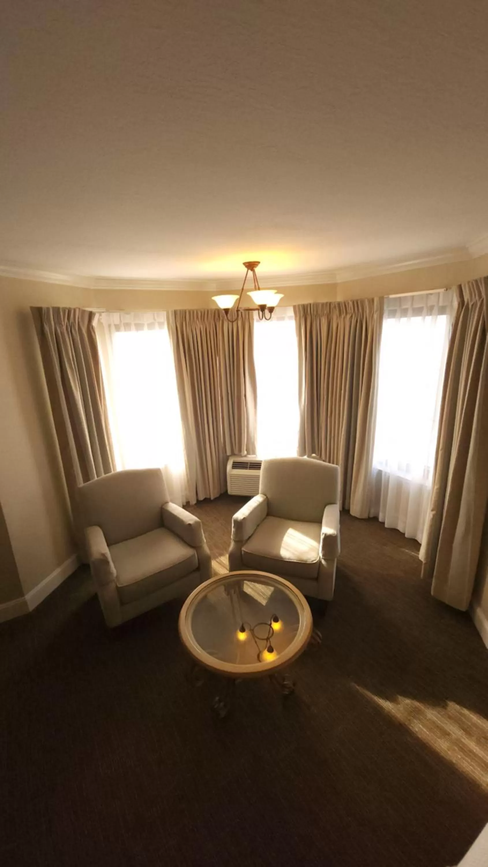 Seating area in Chelsea Inn