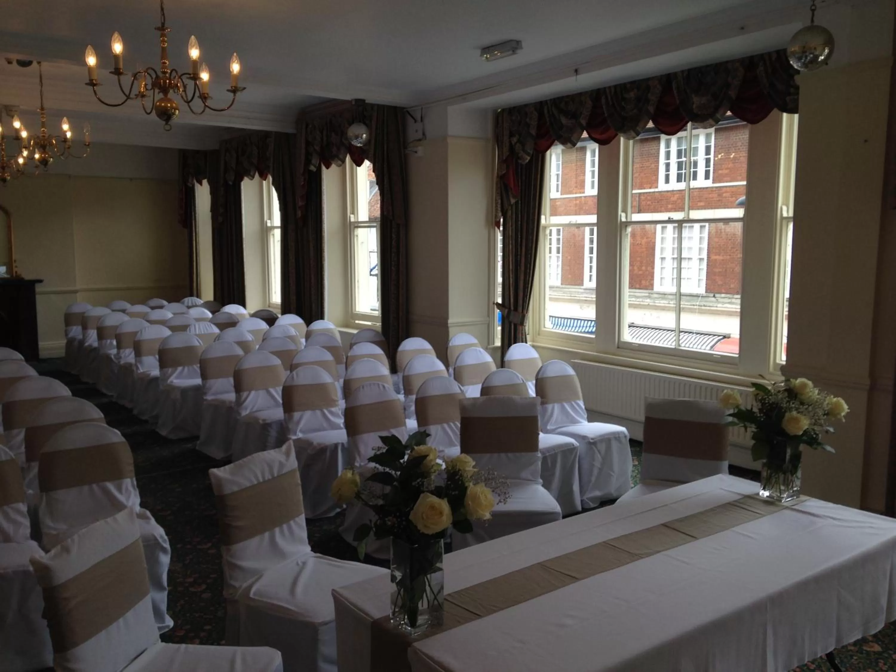 Banquet/Function facilities in Swan Revived Hotel