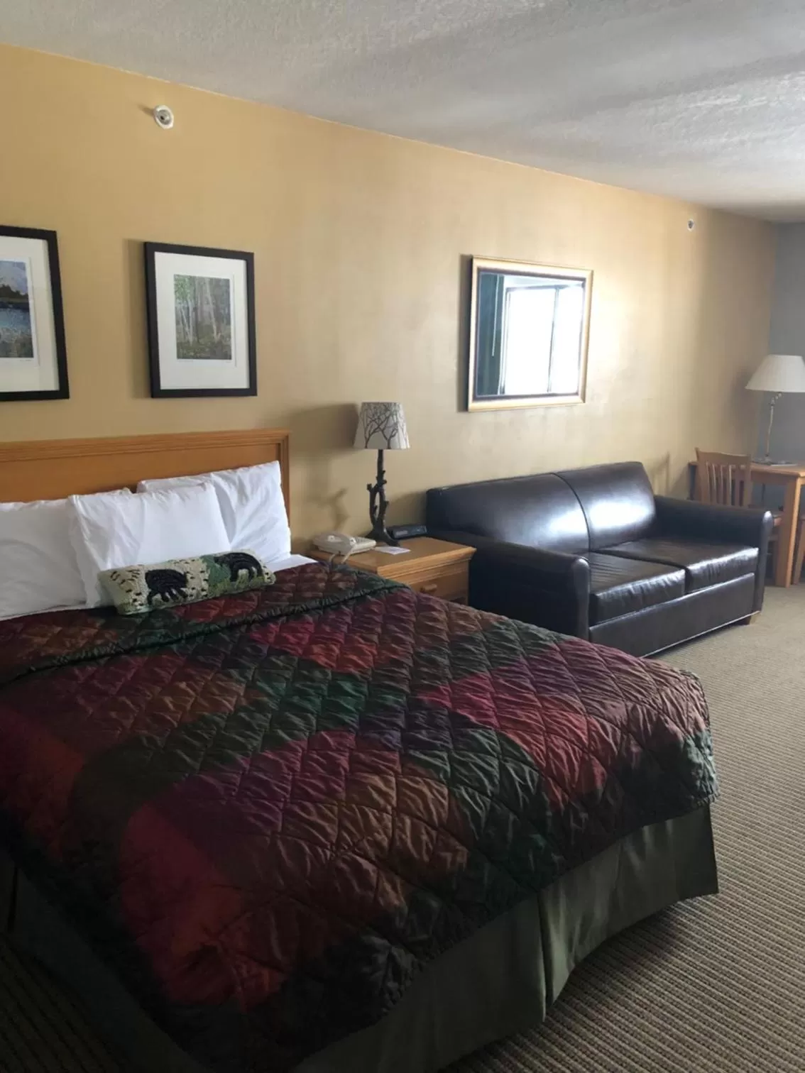 Bed in All Seasons Resort