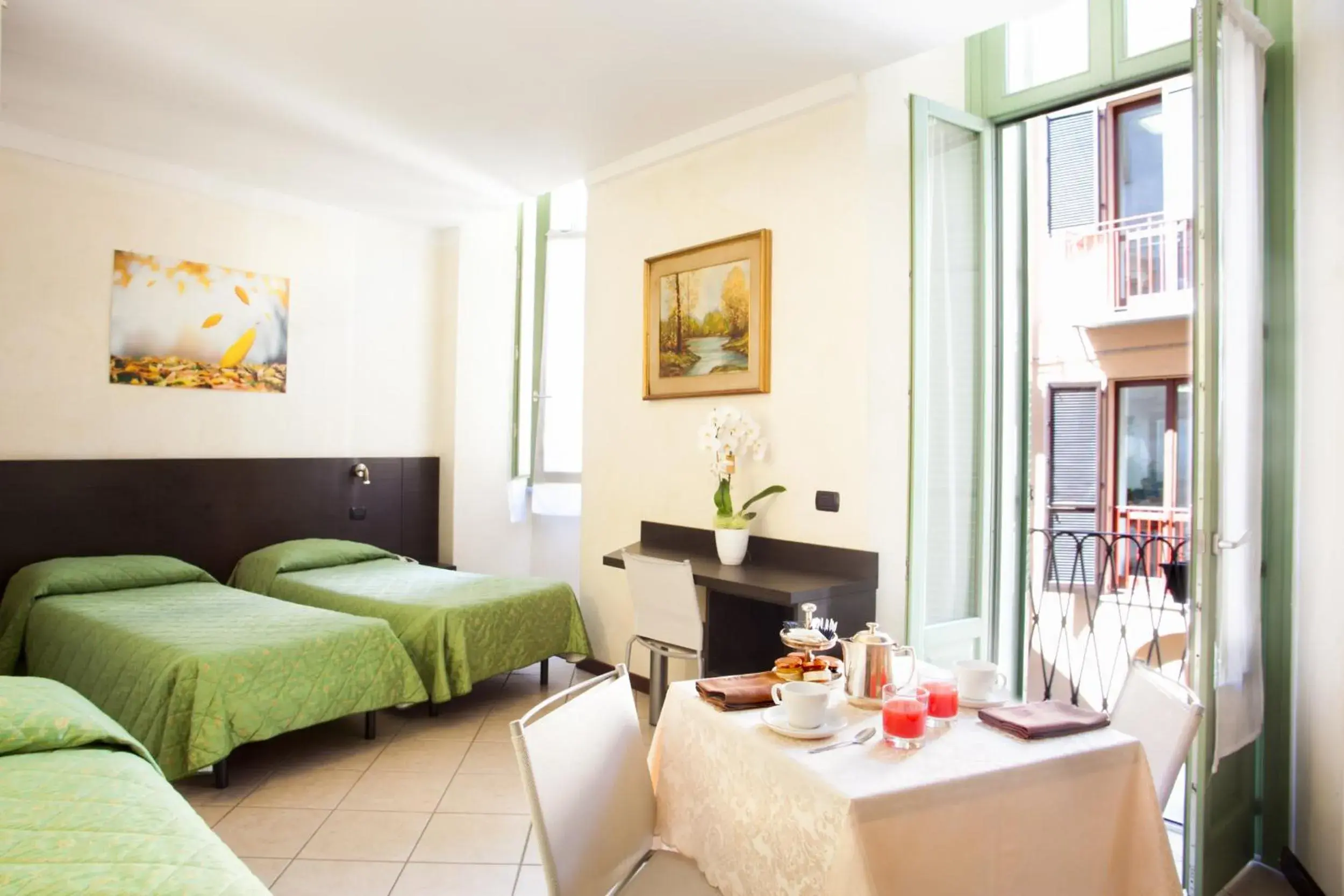 Kitchen or kitchenette, Room Photo in Hotel Ligure