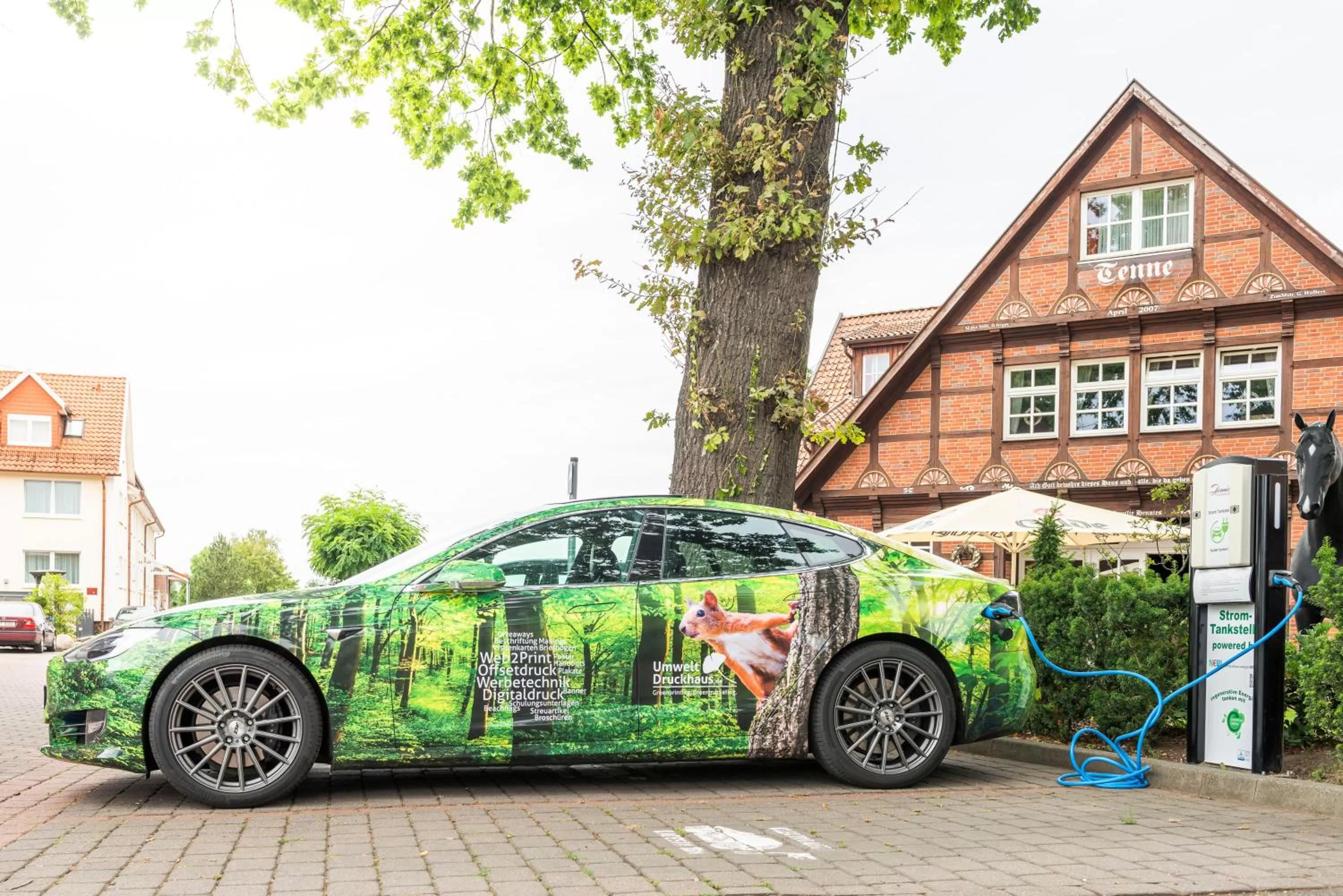 Property building in Hotel Hennies