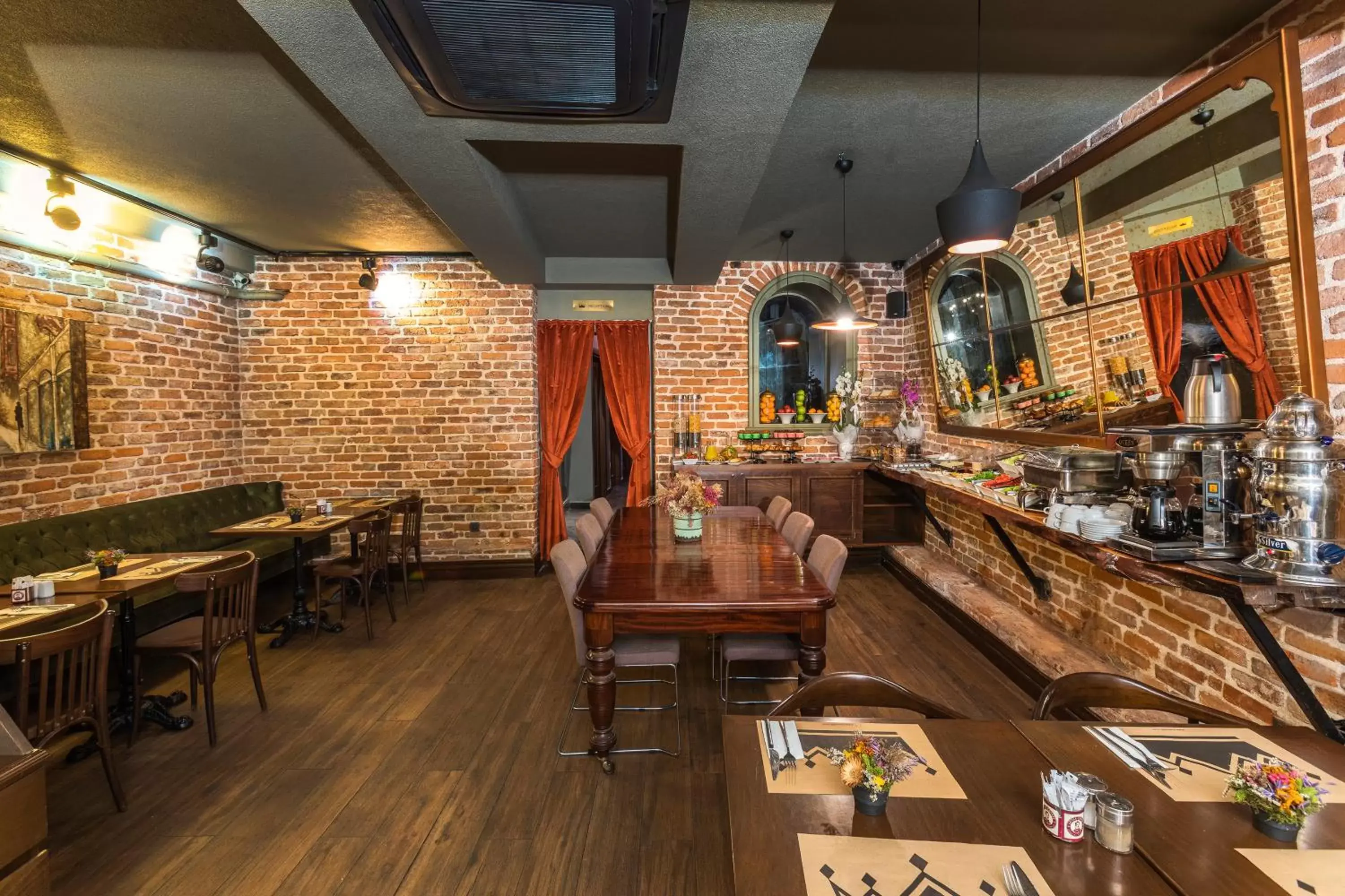 Restaurant/places to eat in Meroddi Galata Mansion Restaurant/places to eat in Meroddi Galata Mansion