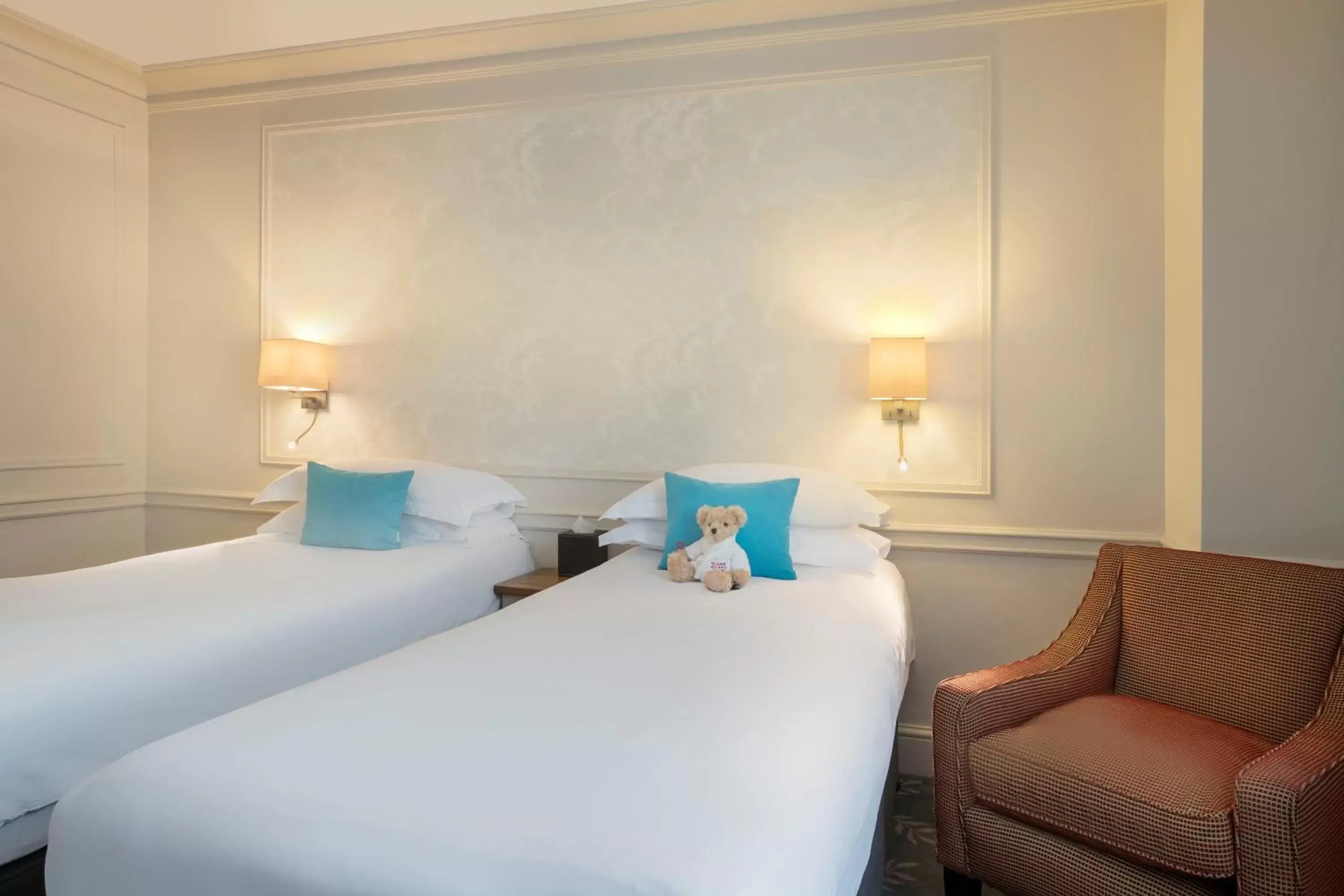 Bedroom, Bed in Sloane Square Hotel