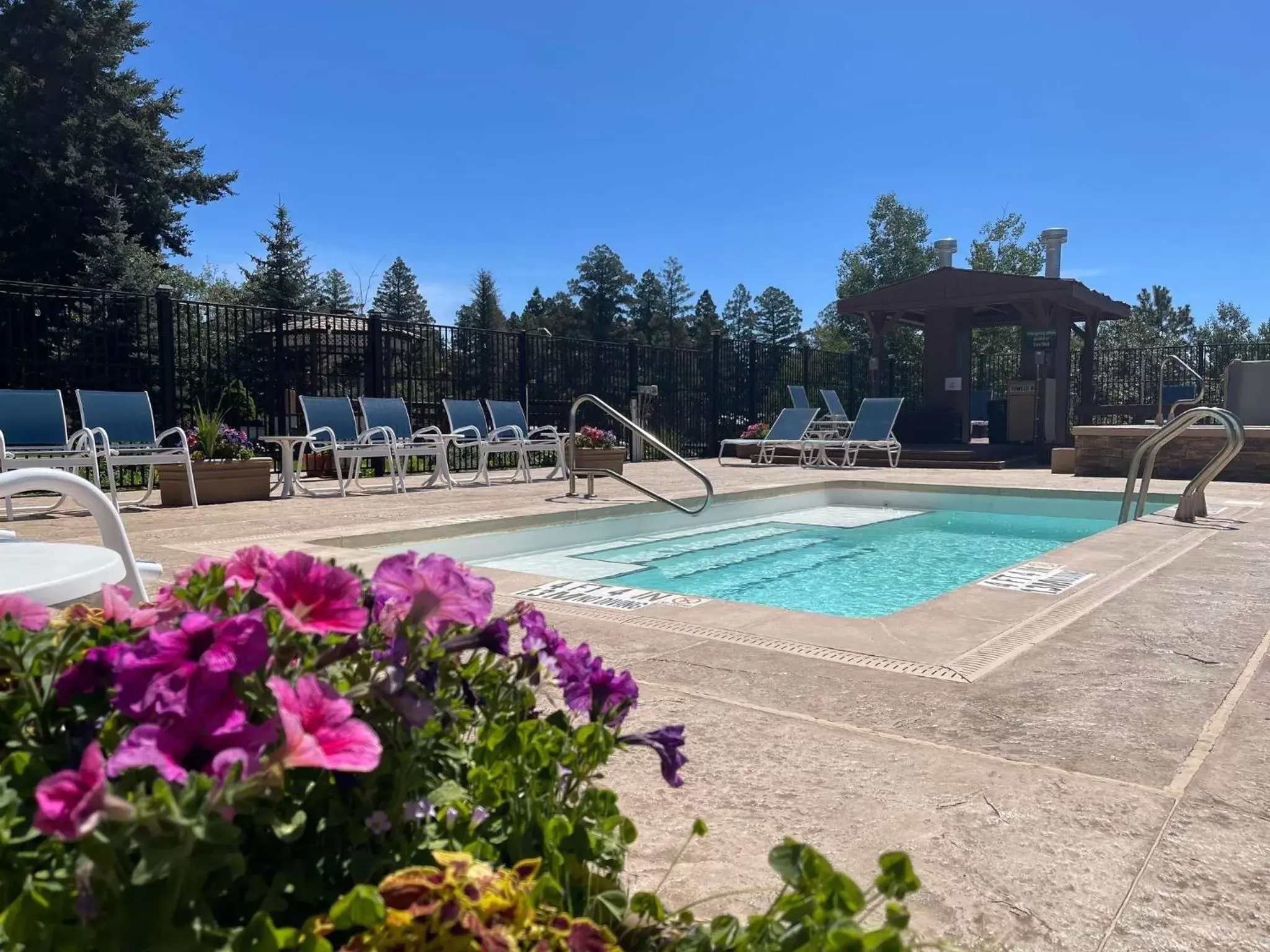 Swimming Pool in The Lodge at Cloudcroft