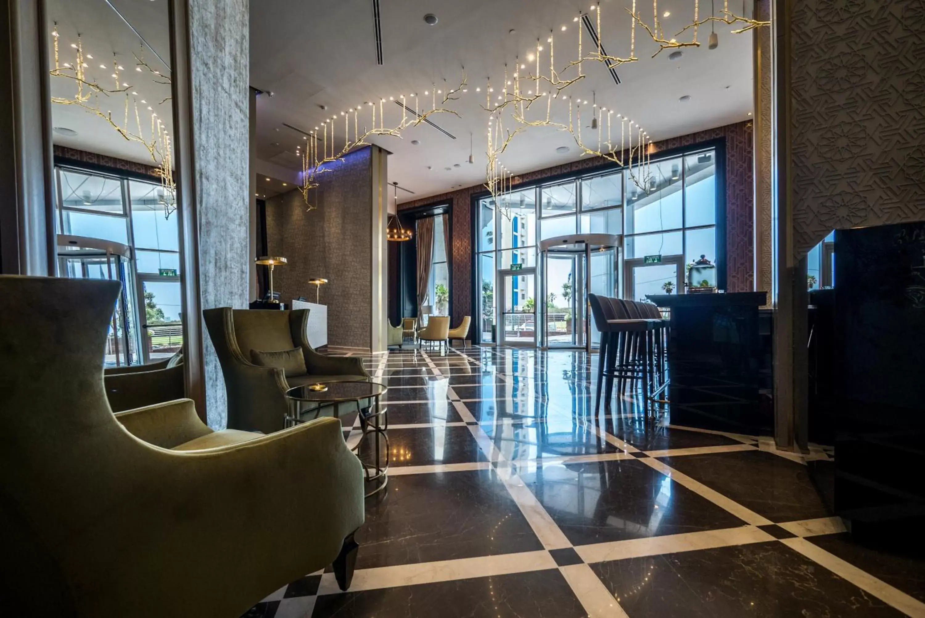 Communal lounge/ TV room, Lounge/Bar in David Tower Hotel Netanya by Prima Hotels - 16 Plus