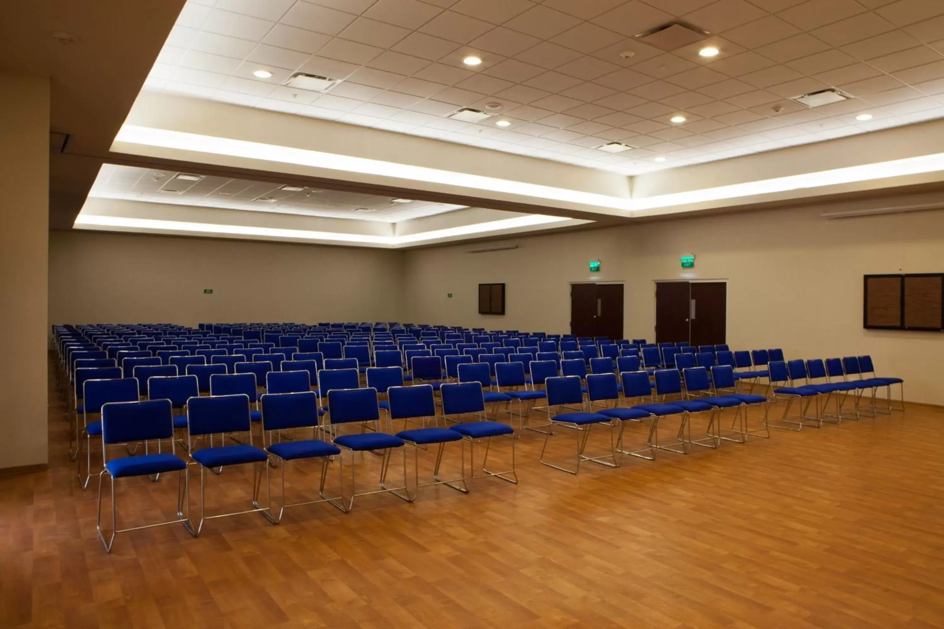 Meeting/conference room in City Express by Marriott Xalapa
