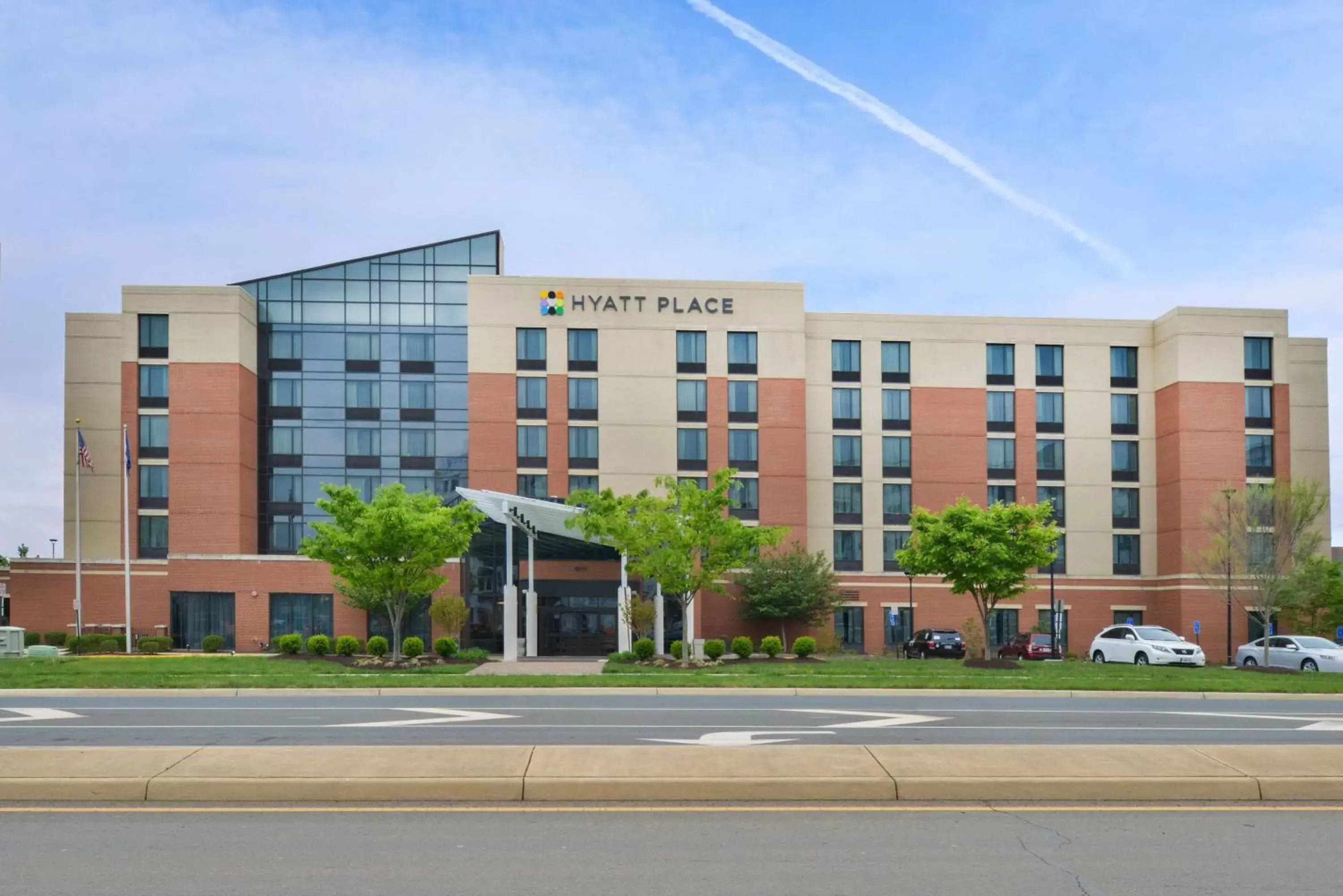 Property building in Hyatt Place Herndon Dulles Airport - East