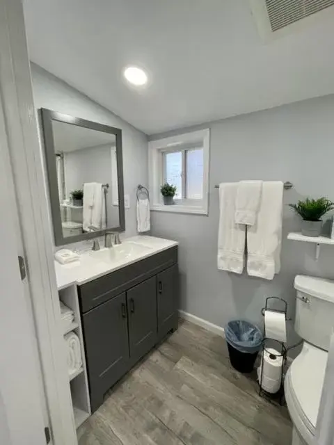 Bathroom in Veda Inn & Cottages