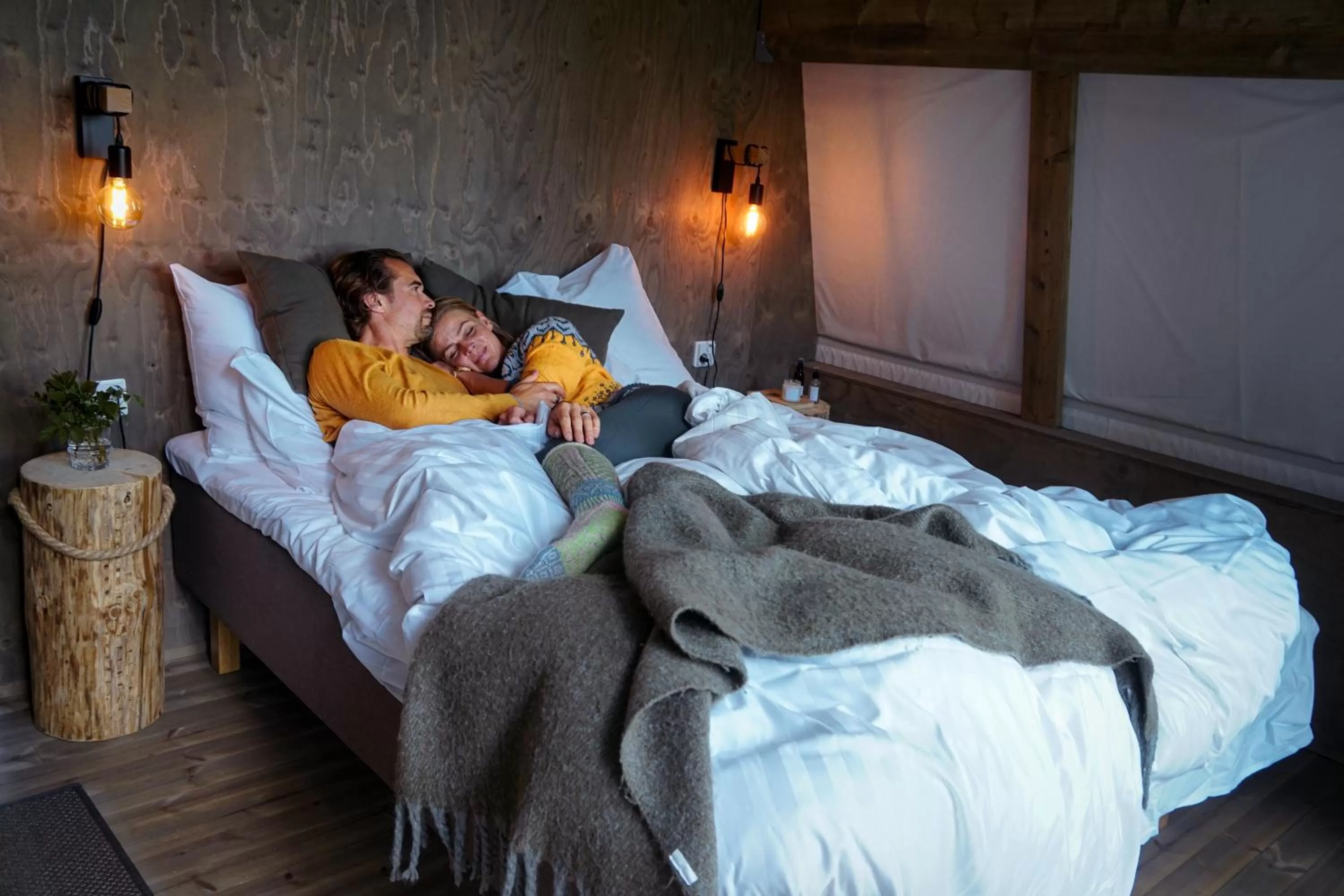 Bed in Haltia Lake Lodge nature boutique hotel & glamping