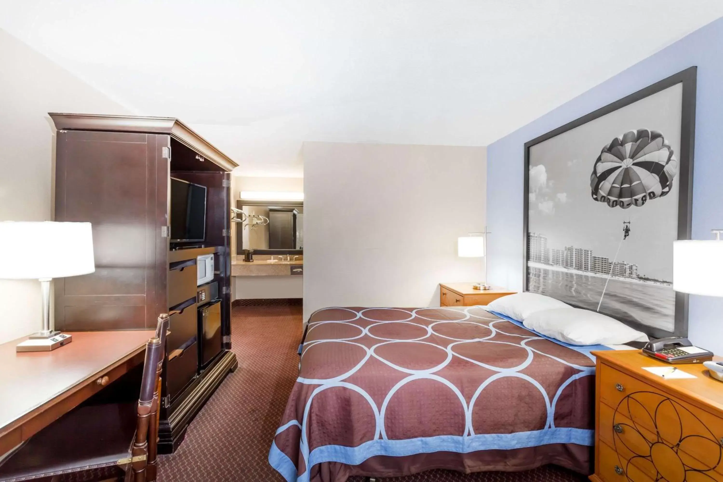 King Room - Smoking in Super 8 by Wyndham Foley King Room - Smoking in Super 8 by Wyndham Foley