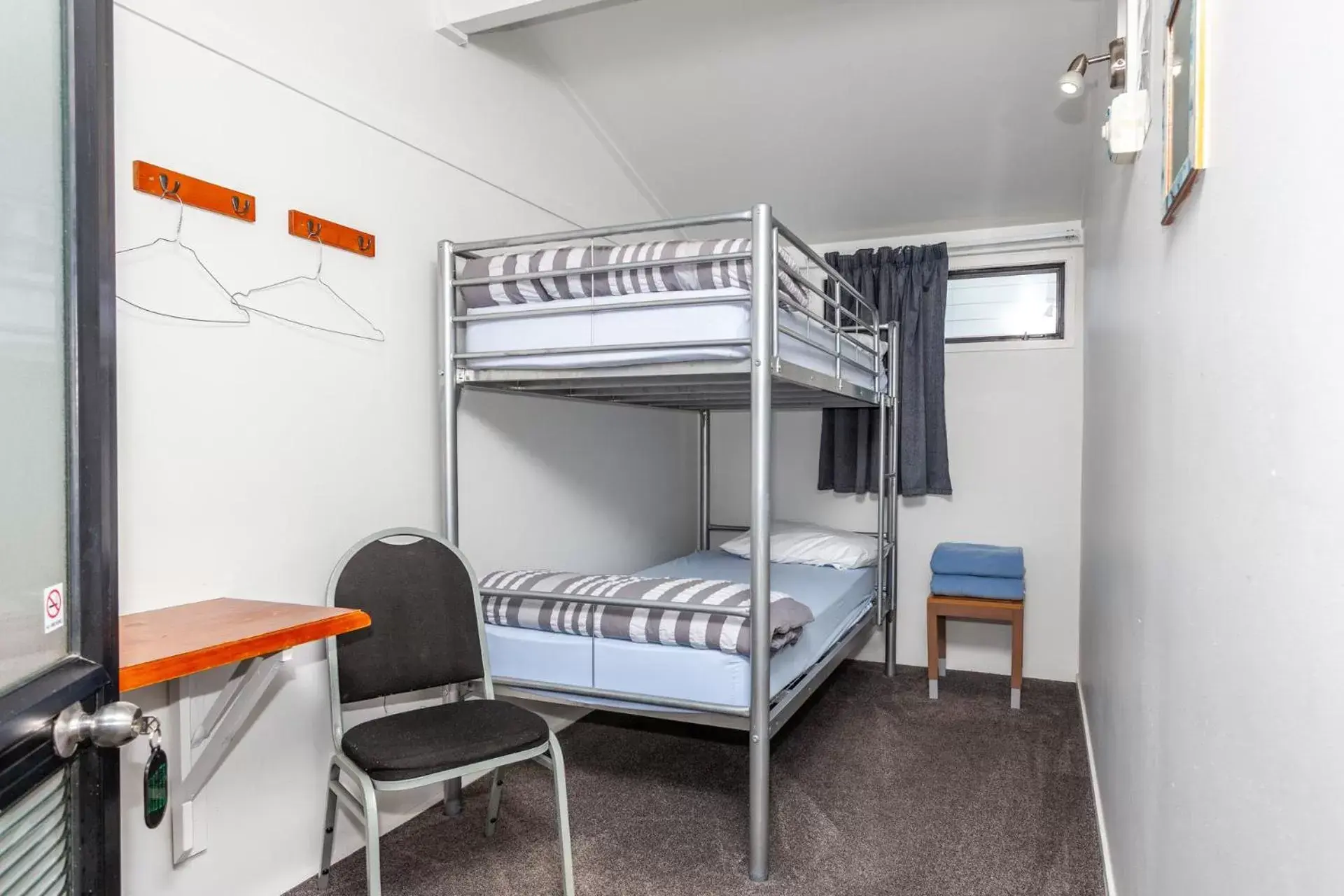 Mixed Dormitory Room in Tidewater Motel & Tourist Park Mixed Dormitory Room in Tidewater Motel & Tourist Park