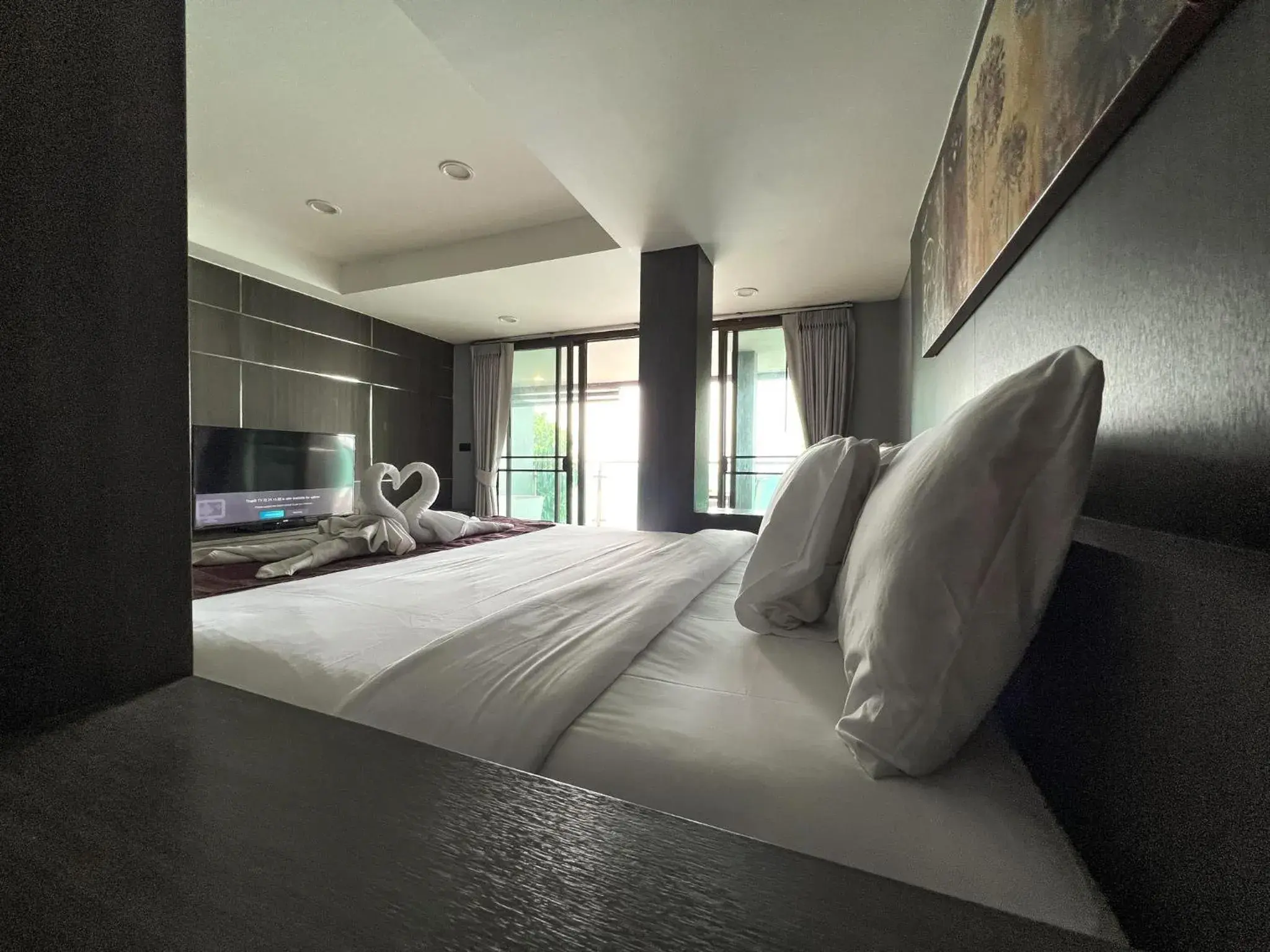 Bed in Cliff Lanta Suite-Koh Lanta Krabi