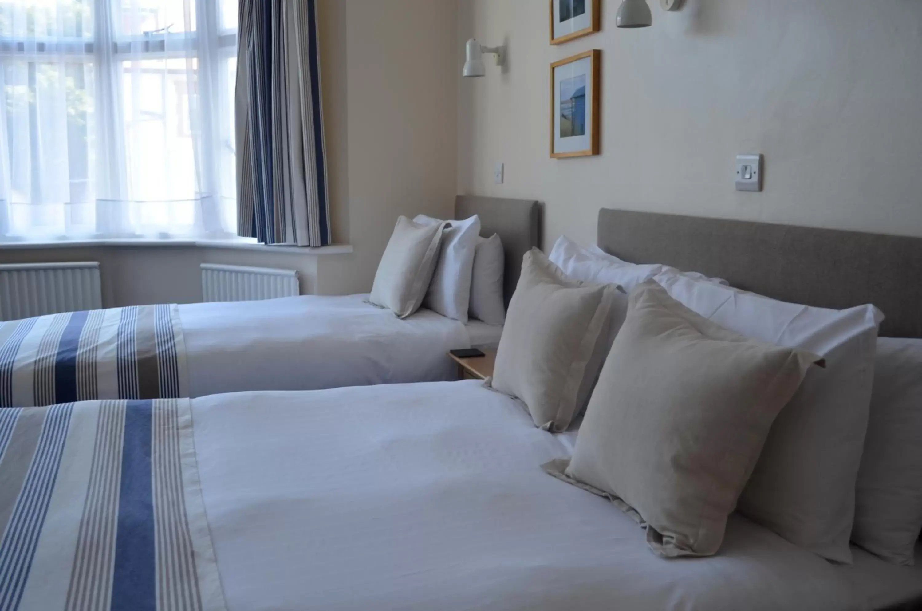 Bed in The Riviera Hotel & Holiday Apartments Alum Chine