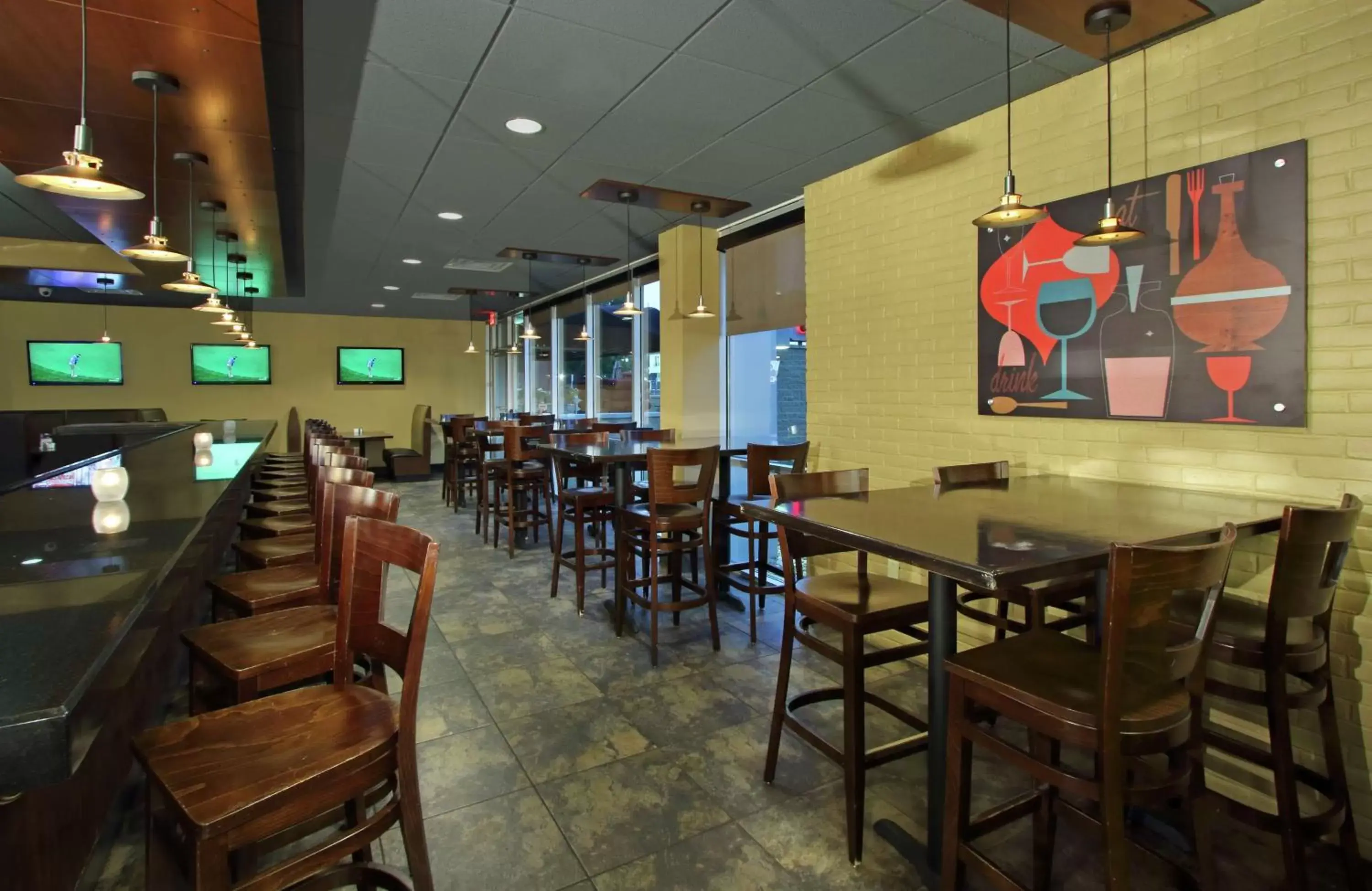 Lounge or bar, Restaurant/Places to Eat in Doubletree by Hilton Newark