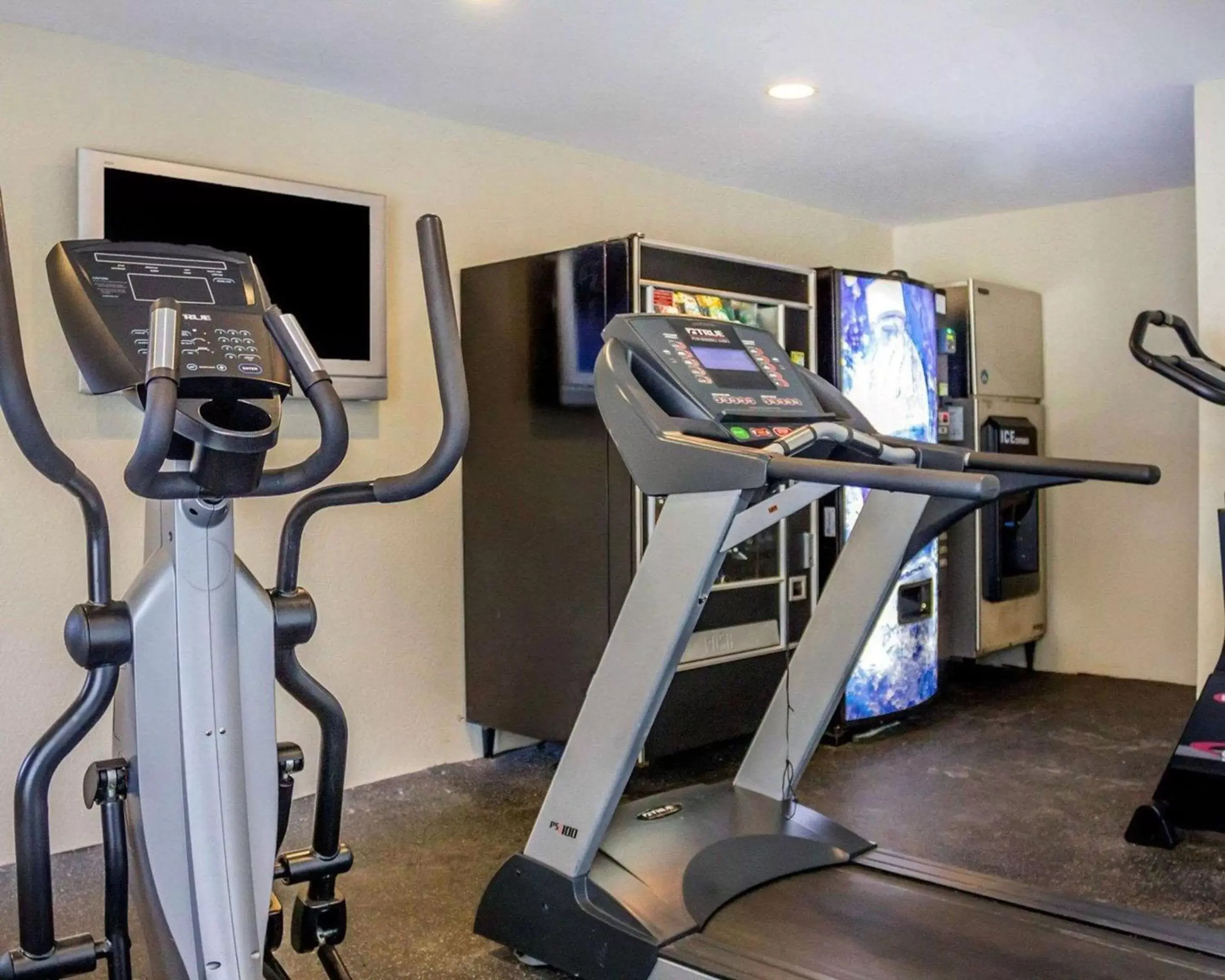 Fitness centre/facilities in Quality Inn Waterbury East Fitness centre/facilities in Quality Inn Waterbury East