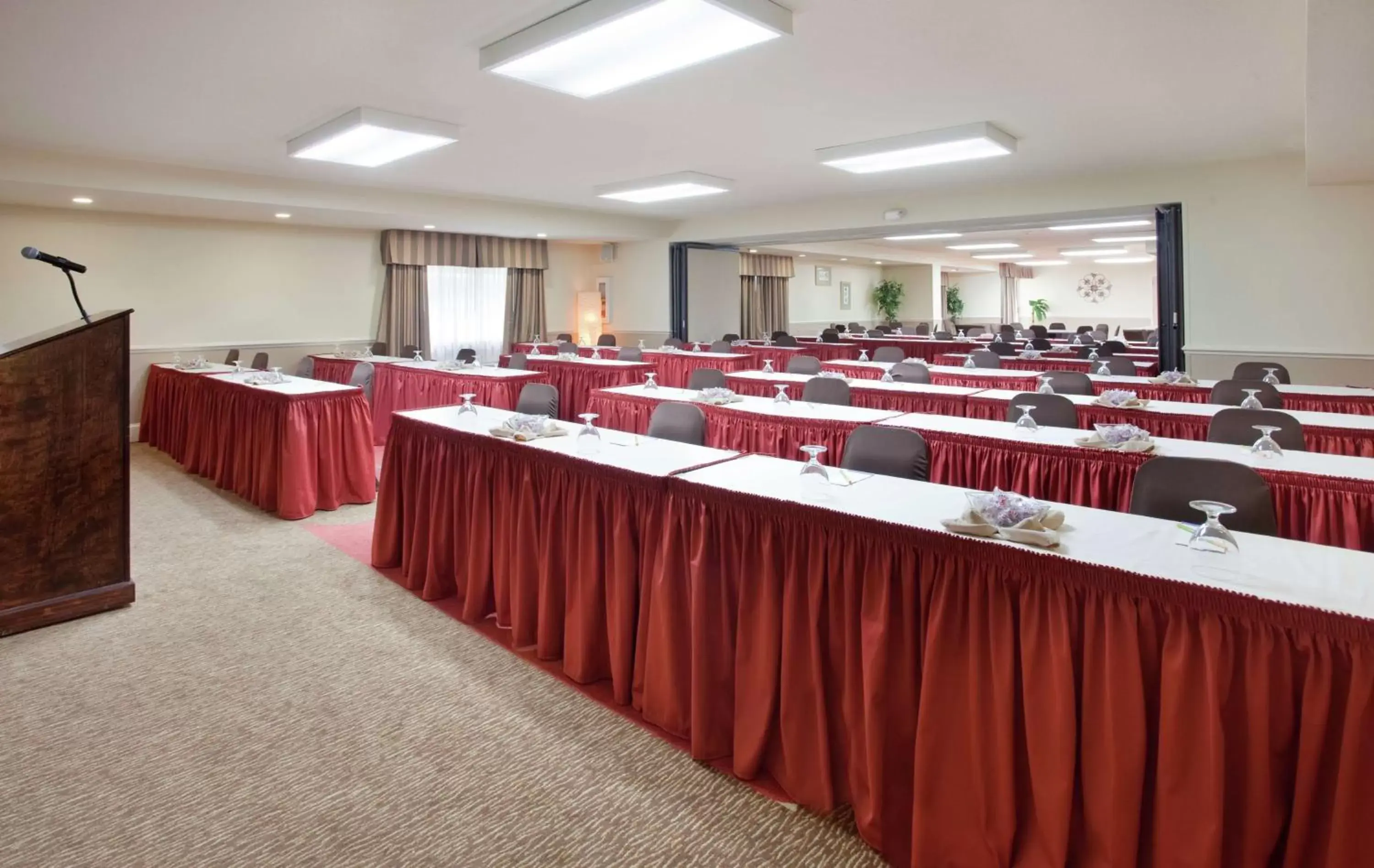 Meeting/conference room in Hilton Garden Inn Orange Beach