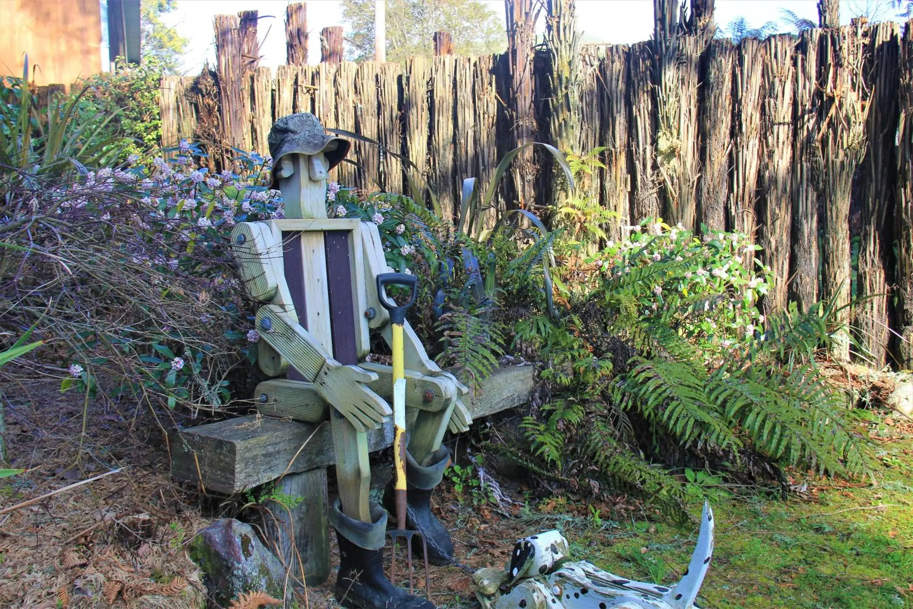 Garden in Rotorua Hideaway Lodge