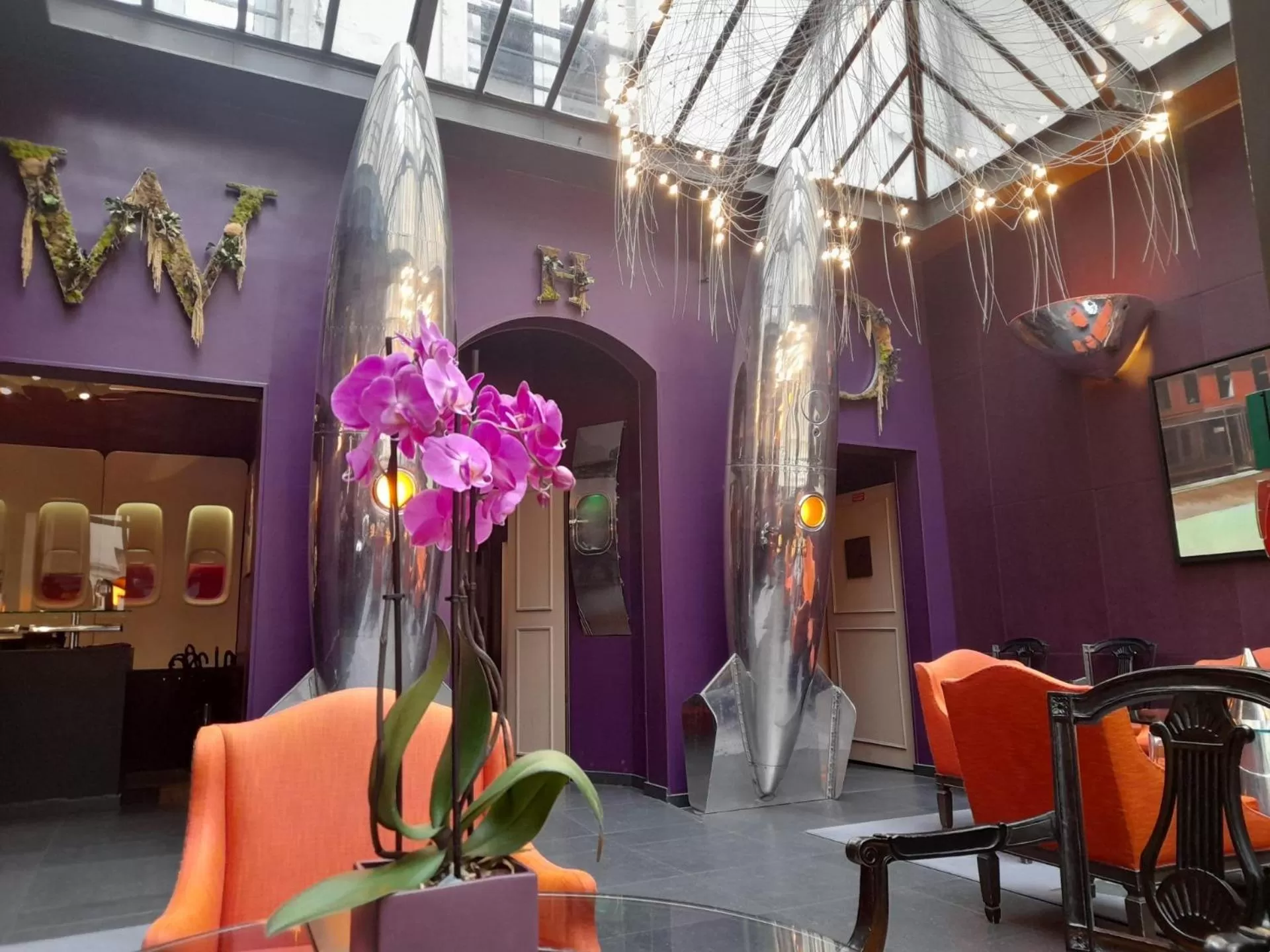 Lobby or reception in Windsor Opera