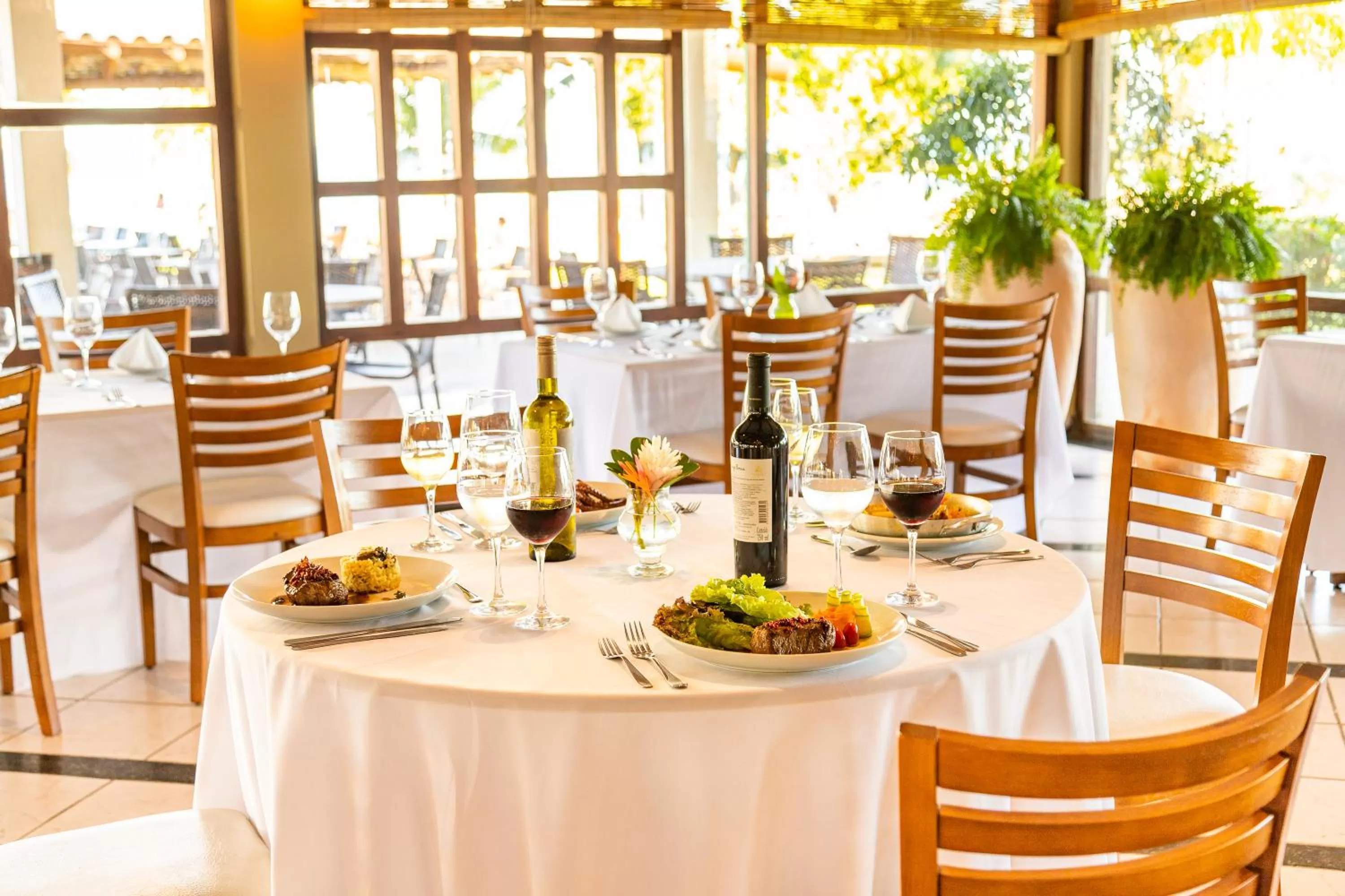 Restaurant/places to eat in Porto Seguro Eco Bahia Hotel