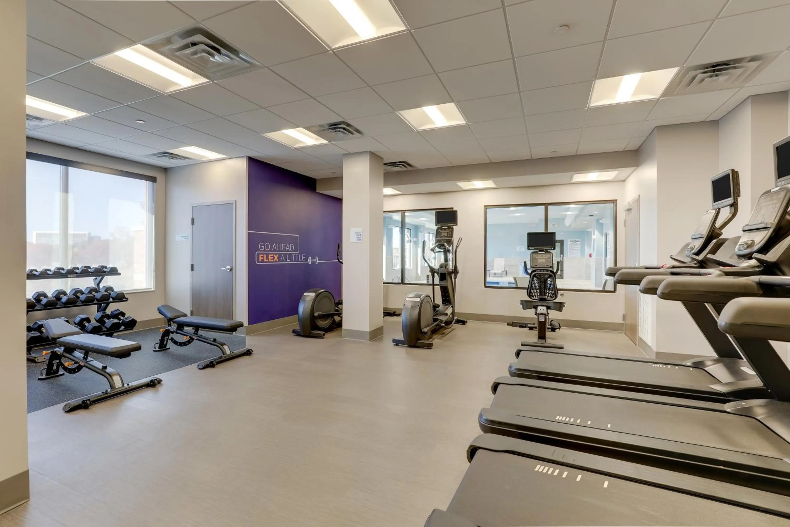 Fitness centre/facilities in Holiday Inn Express Holly Springs - Raleigh Area by IHG