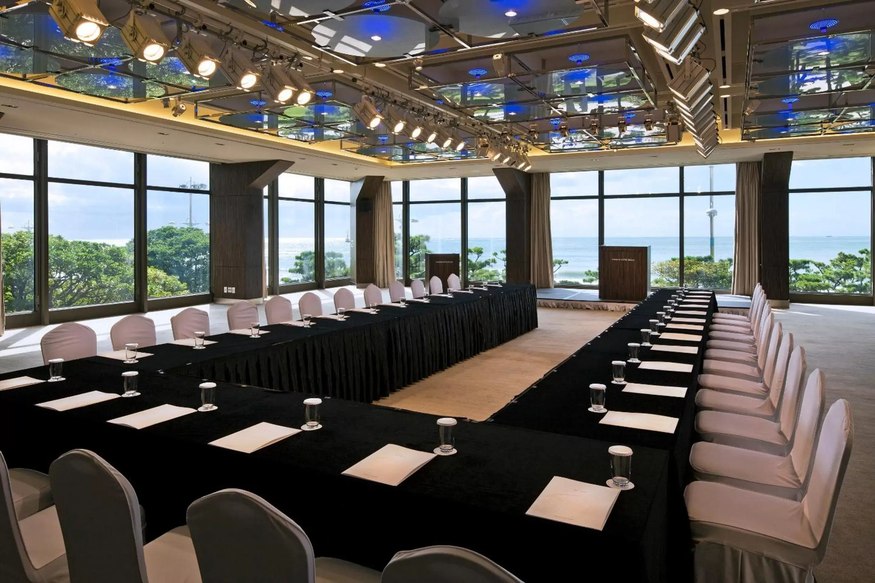 Banquet/Function facilities in Paradise Hotel Busan