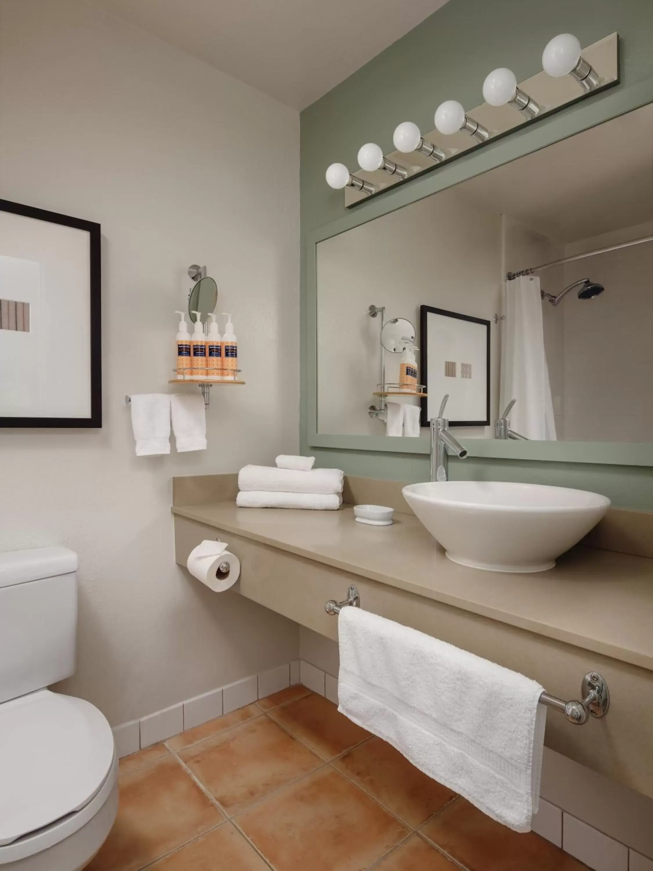 Toilet, Bathroom in Avante, a JDV by Hyatt Hotel