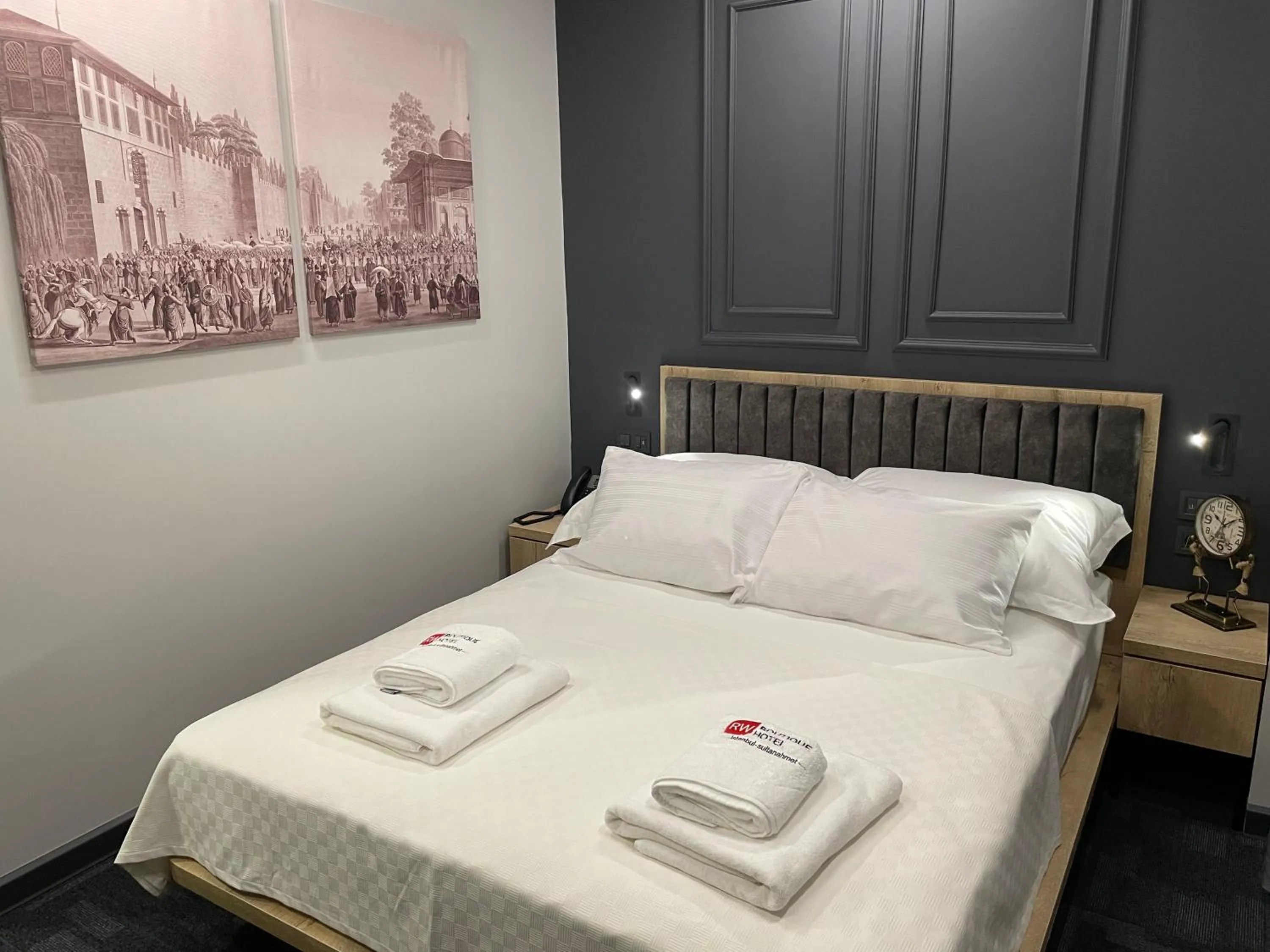 Bed in RW BOUTIQUE HOTEL