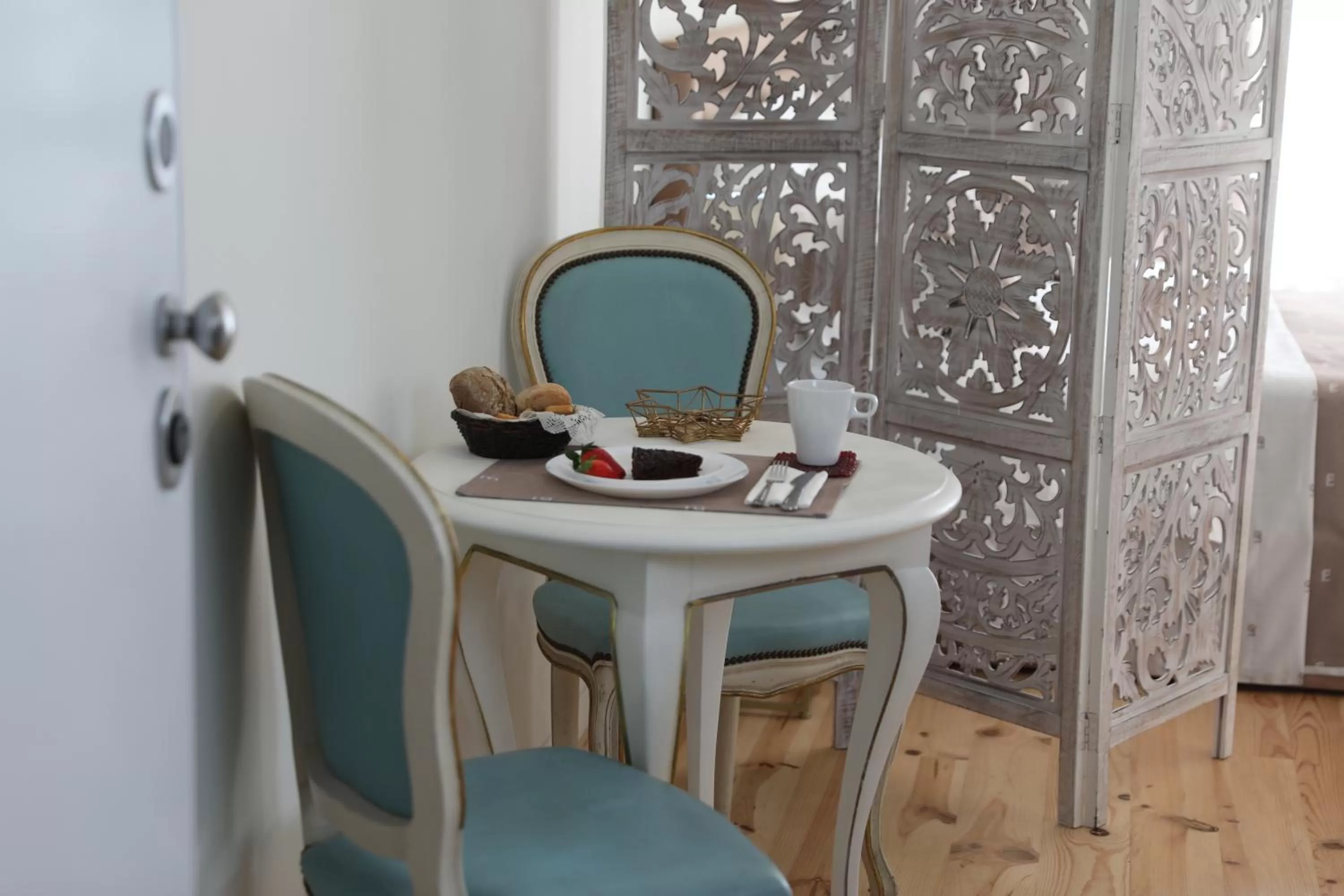 Living room in TM Luxury Apartments Lisbon