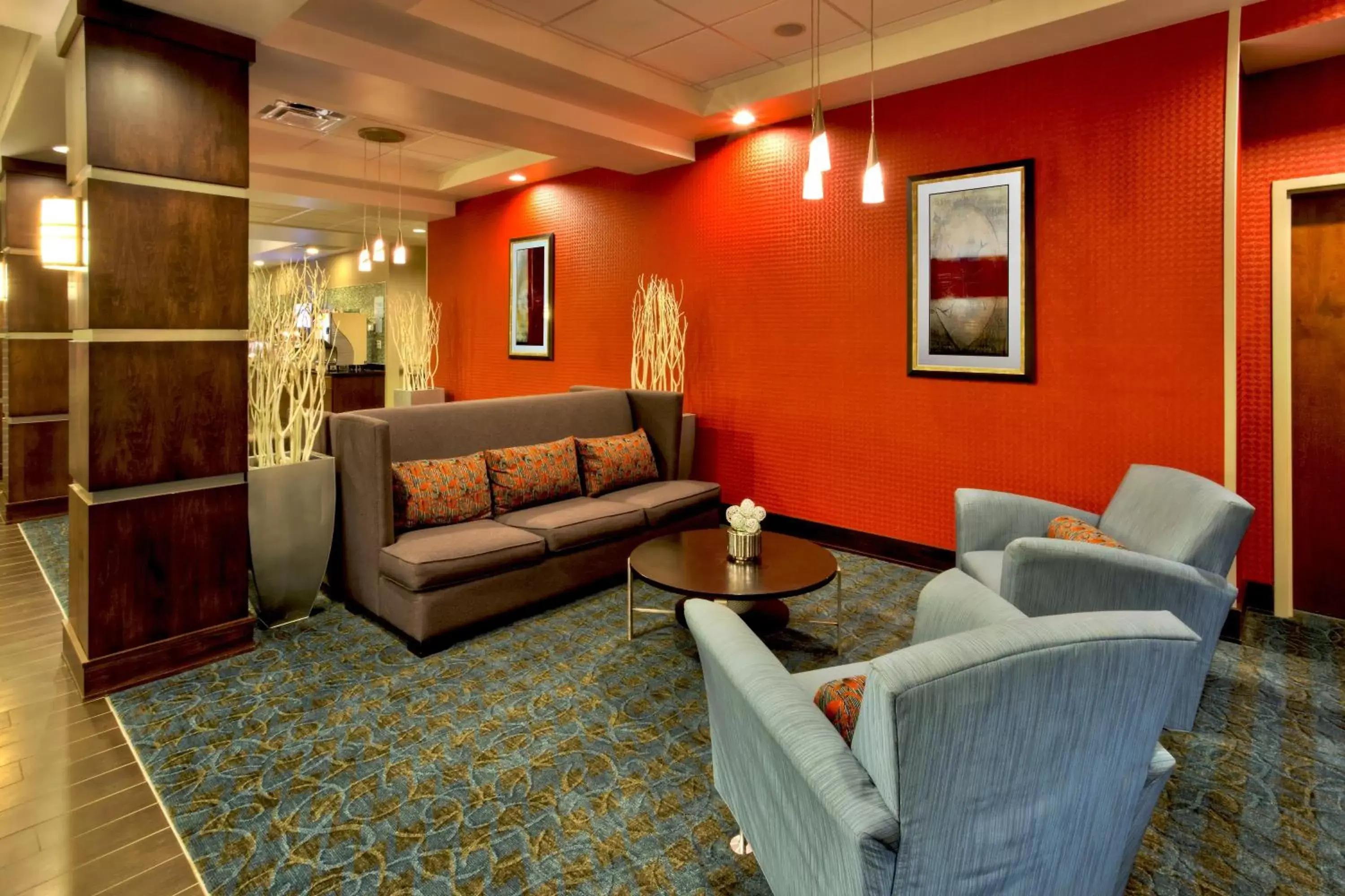 Property building, Lobby/Reception in Holiday Inn Express & Suites Oak Ridge, an IHG Hotel