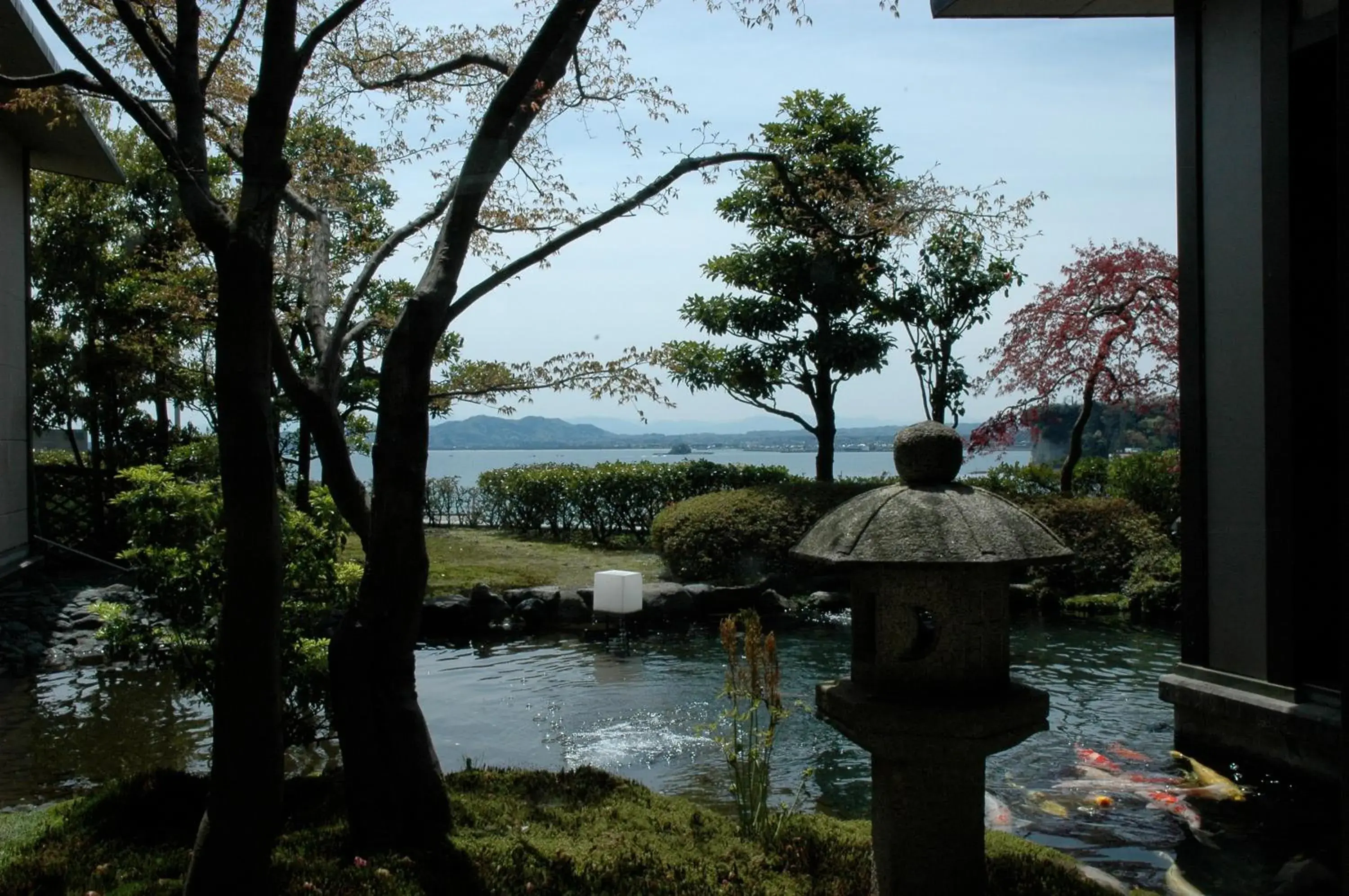 Garden in Himi Onsenkyo Eihokaku