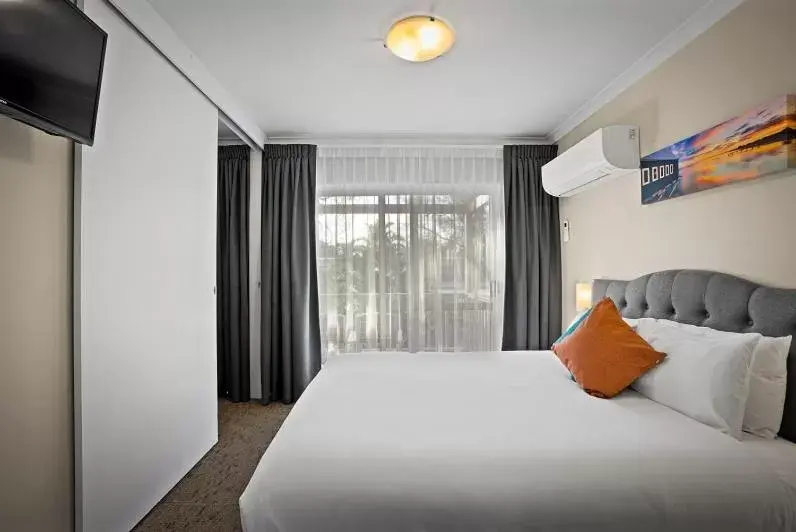 Bed in Broadwater Resort WA Tourism Awards 2022 Gold Winner