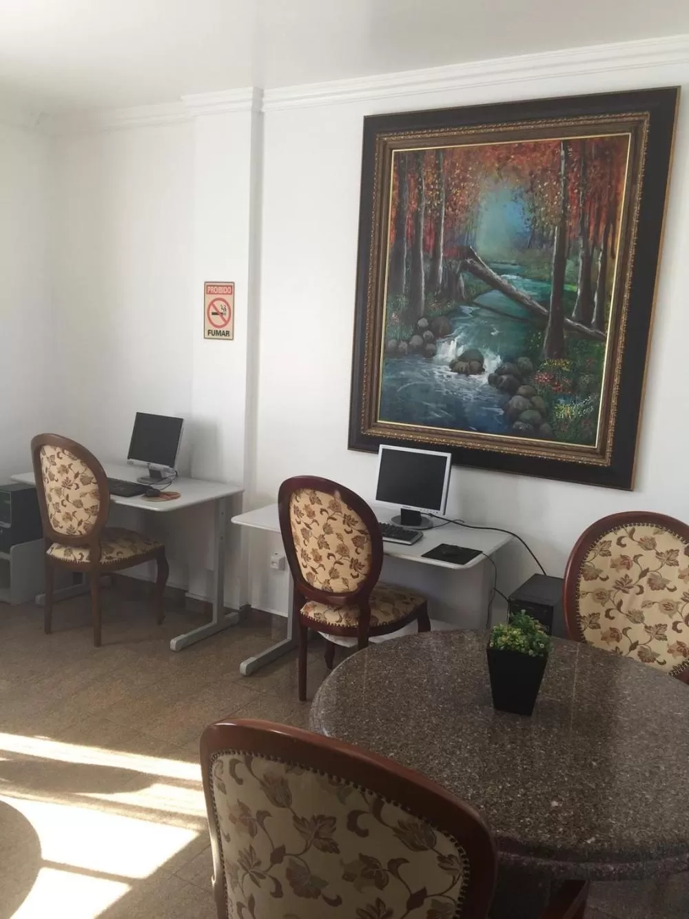 Living room in Colle Tourist Hotel LUXO