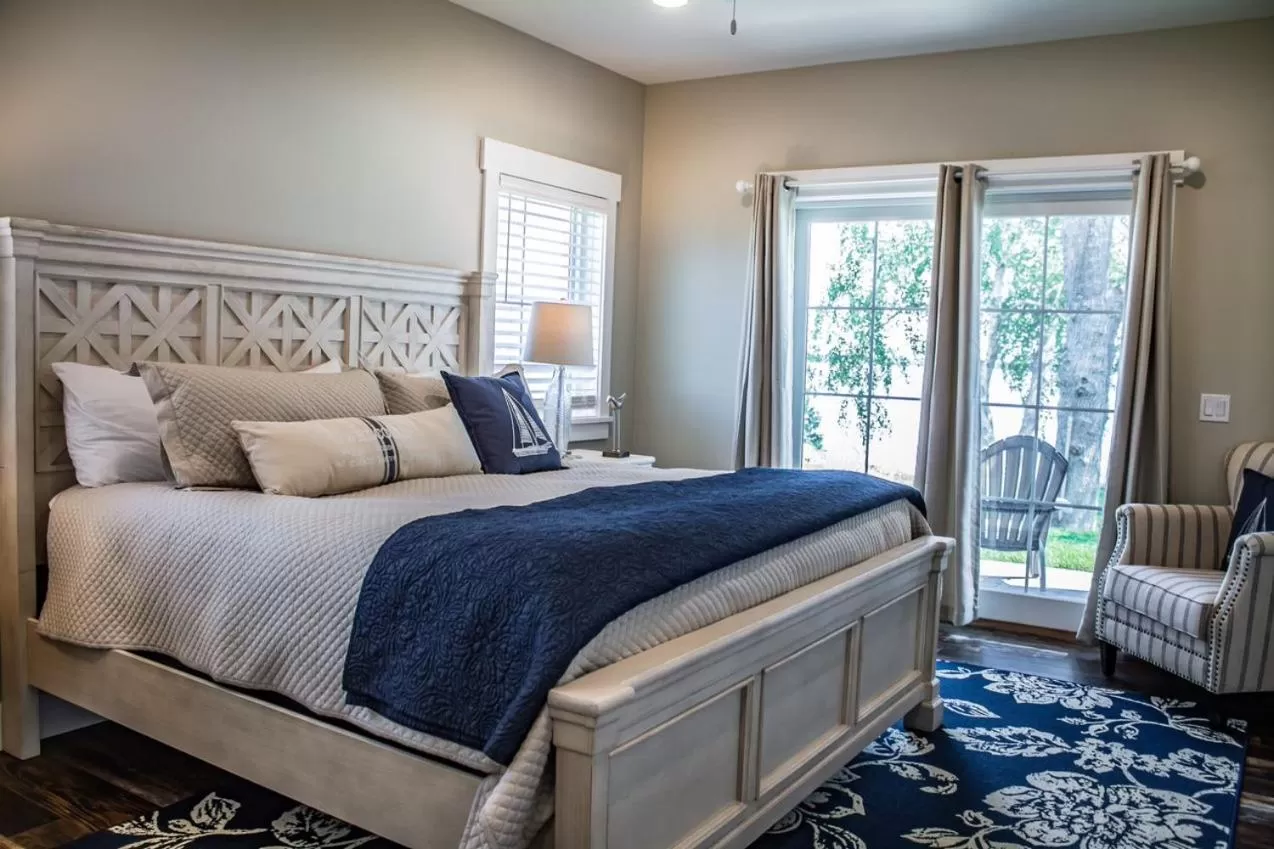 Bed in Quarterdeck Resort