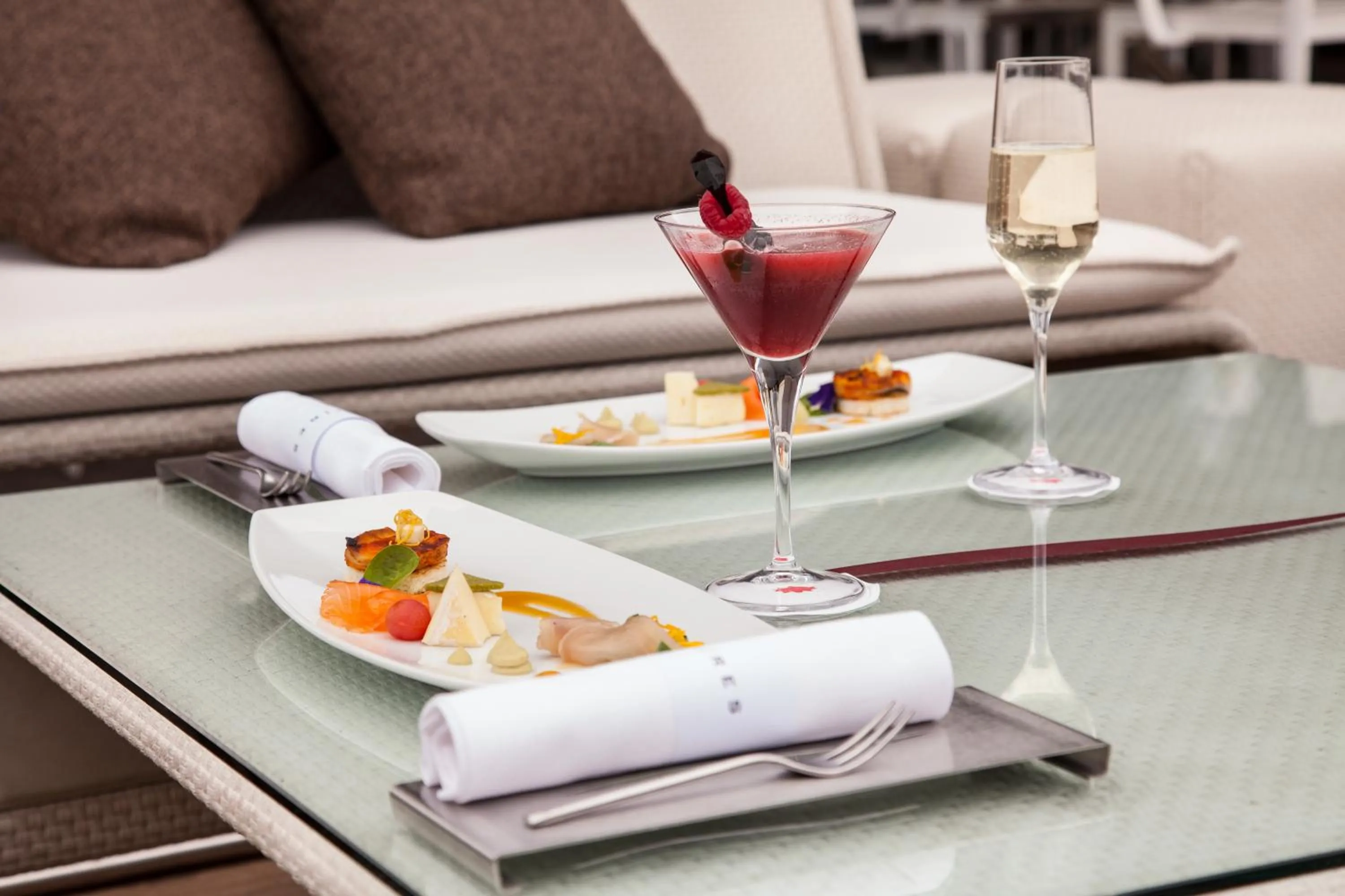 Restaurant/places to eat in Corso 12 Roma