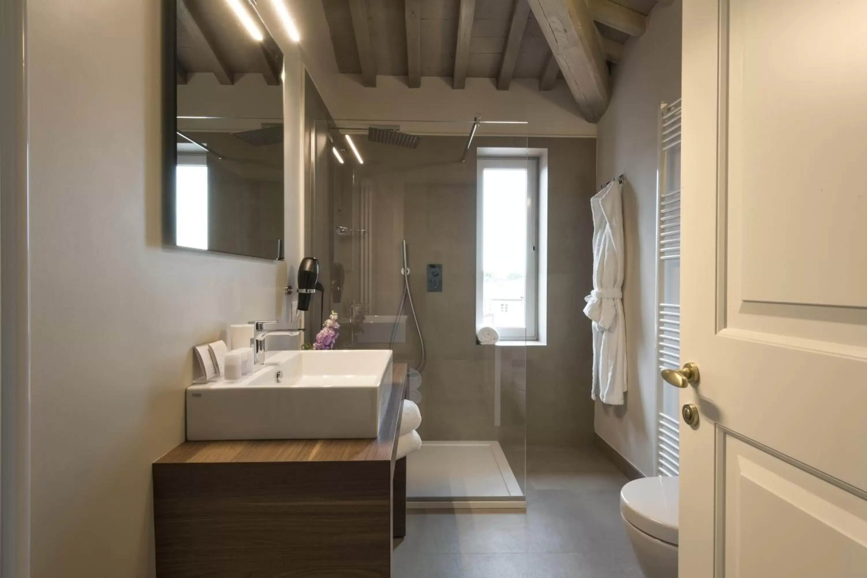 Shower, Bathroom in Palazzo Dipinto