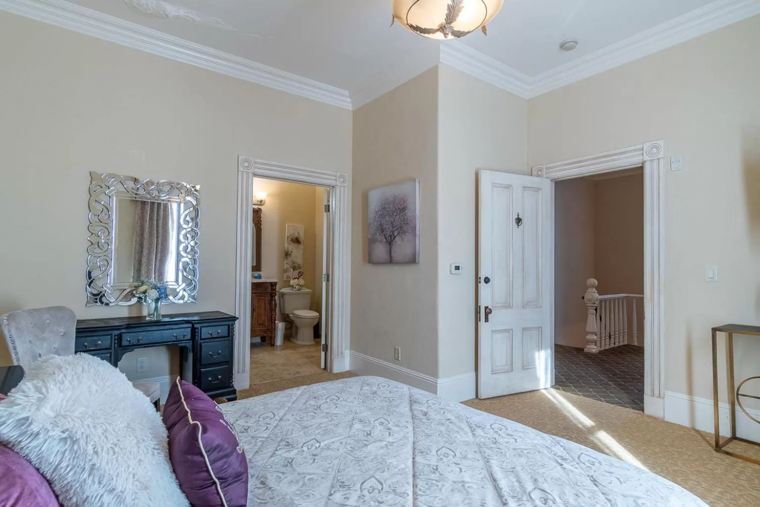 Bedroom, Bed in Chateau Coralini