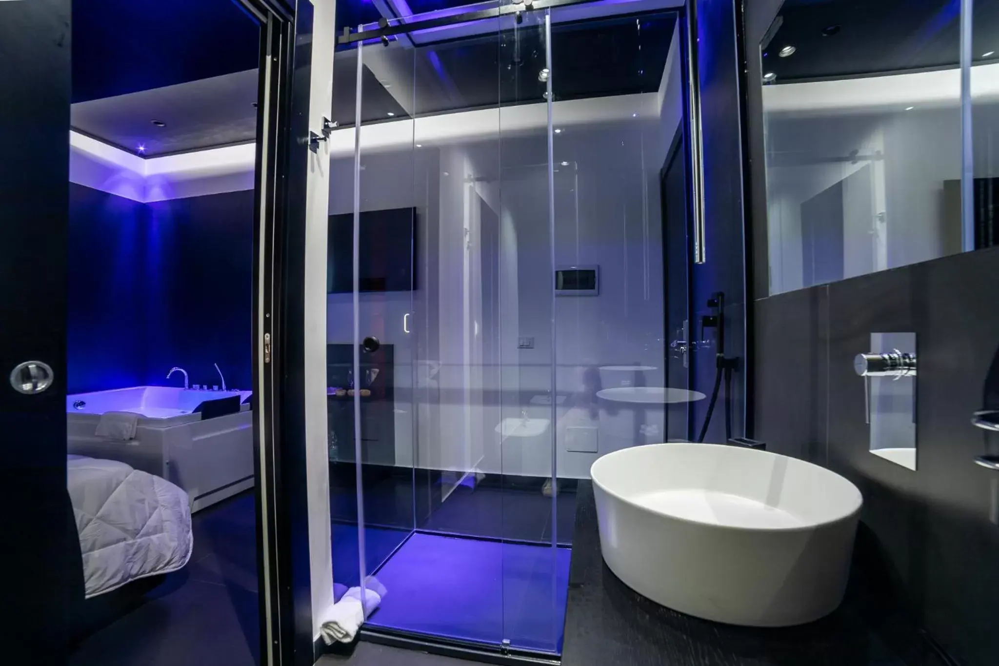 Toilet, Bathroom in Maximum hub suite&spa