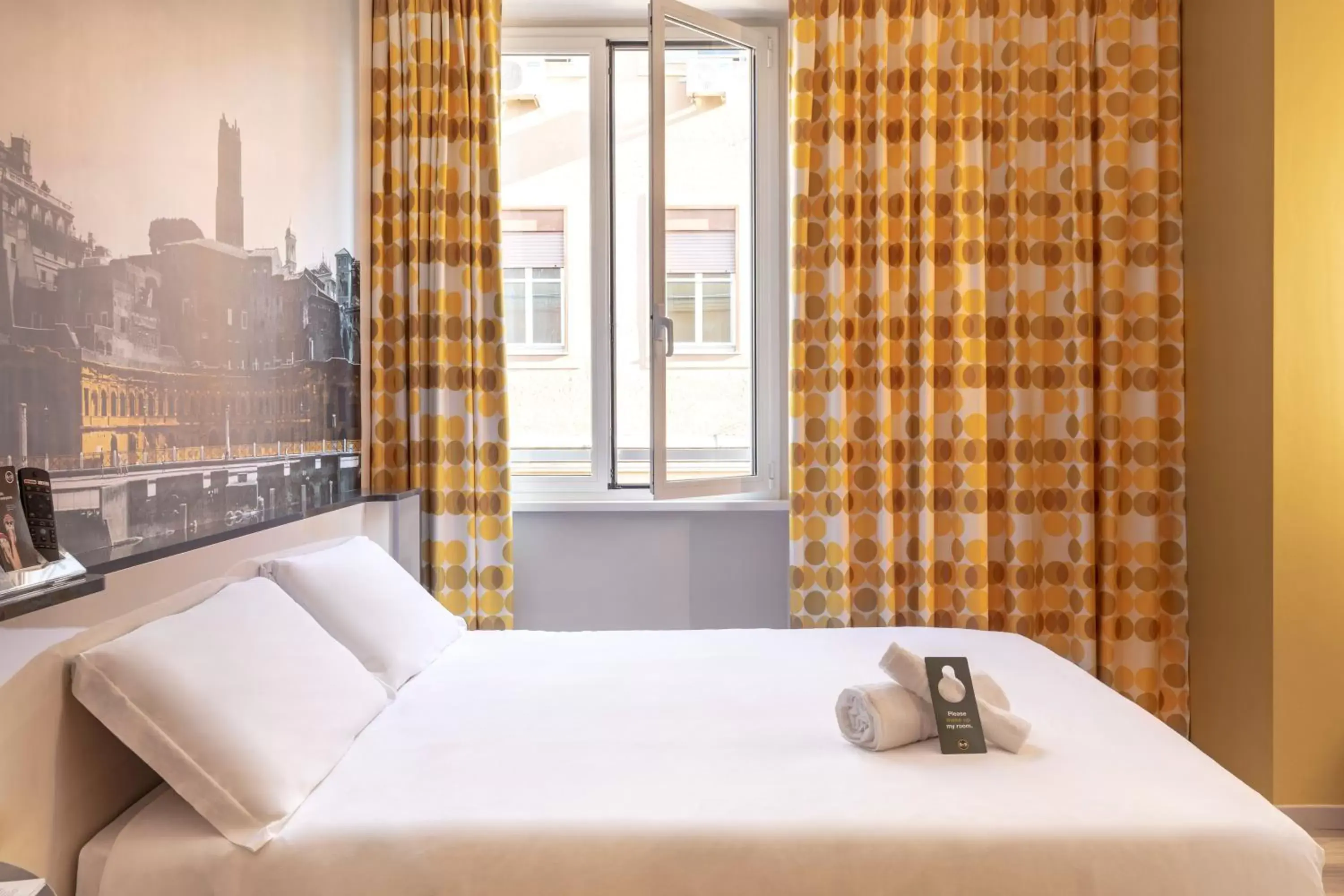 Bedroom, Bed in B&B Hotel Roma San Lorenzo Termini