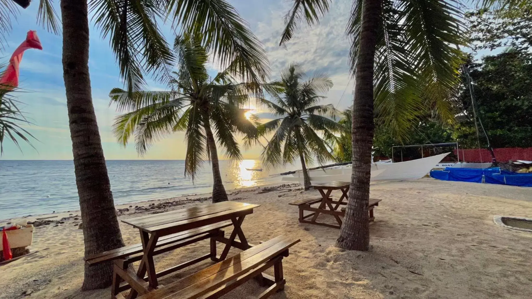 Beach in Coco Grove Beach Resort, Siquijor Island