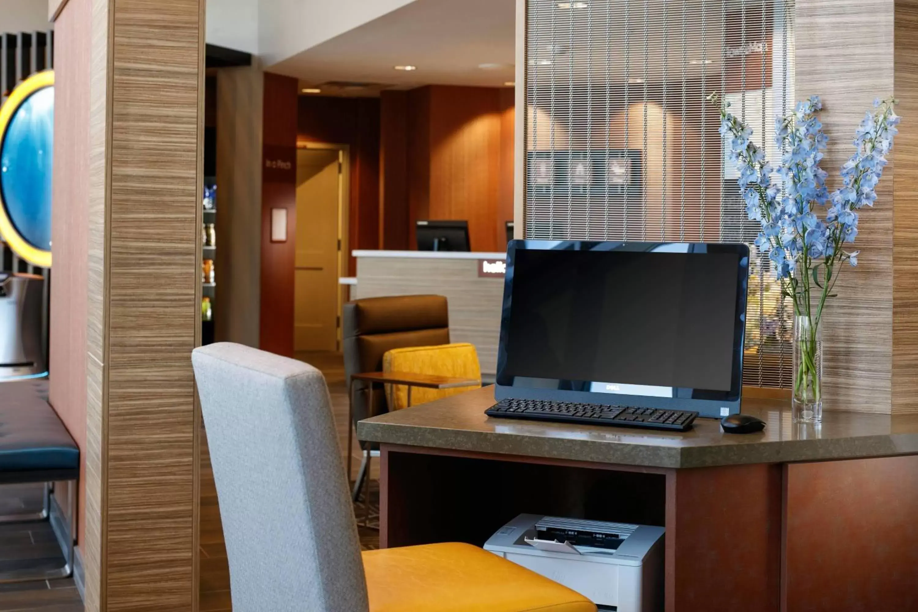 Business facilities, TV/Entertainment Center in TownePlace Suites by Marriott San Diego Downtown