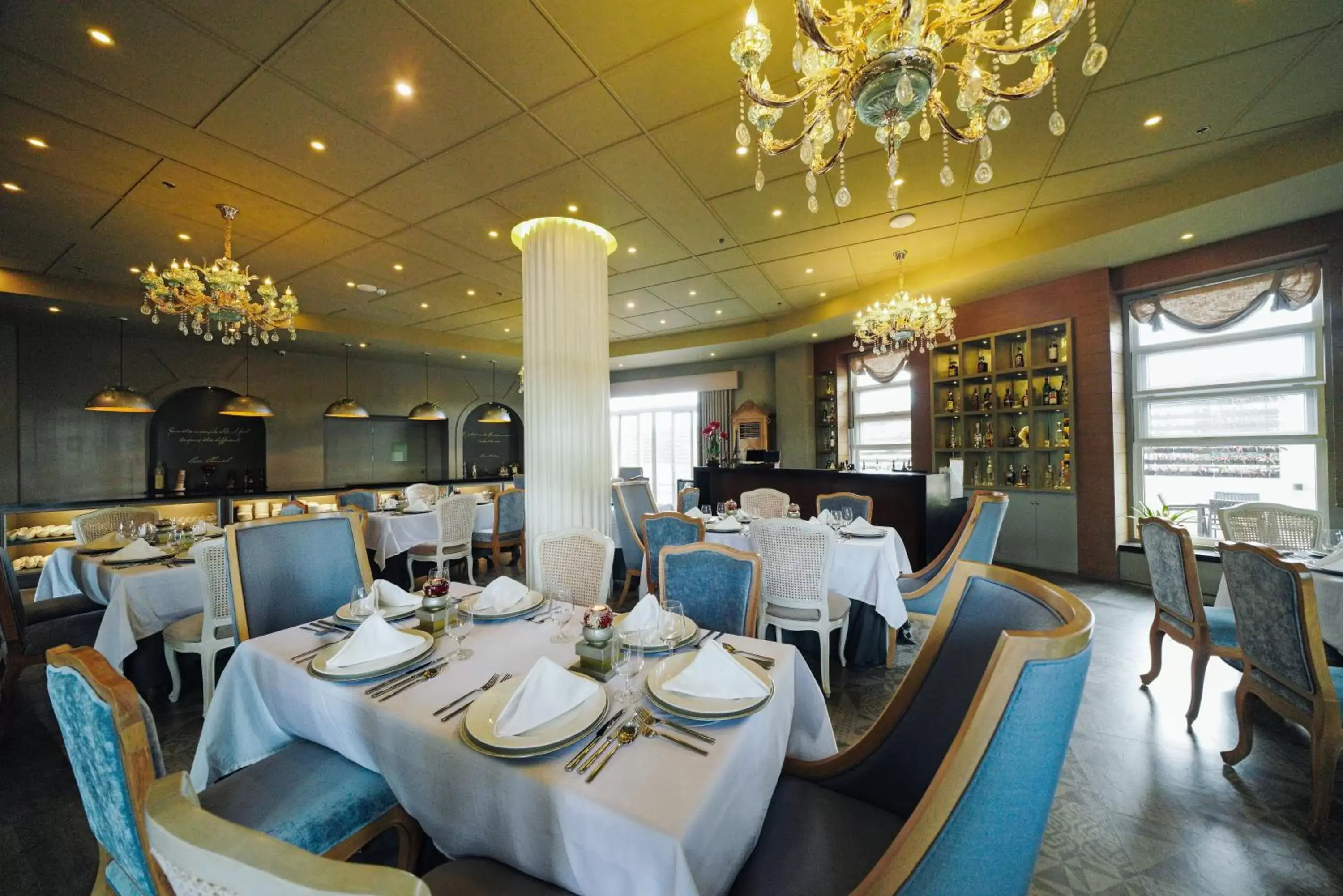 Restaurant/places to eat in Hotel Carlito Tagaytay Restaurant/places to eat in Hotel Carlito Tagaytay