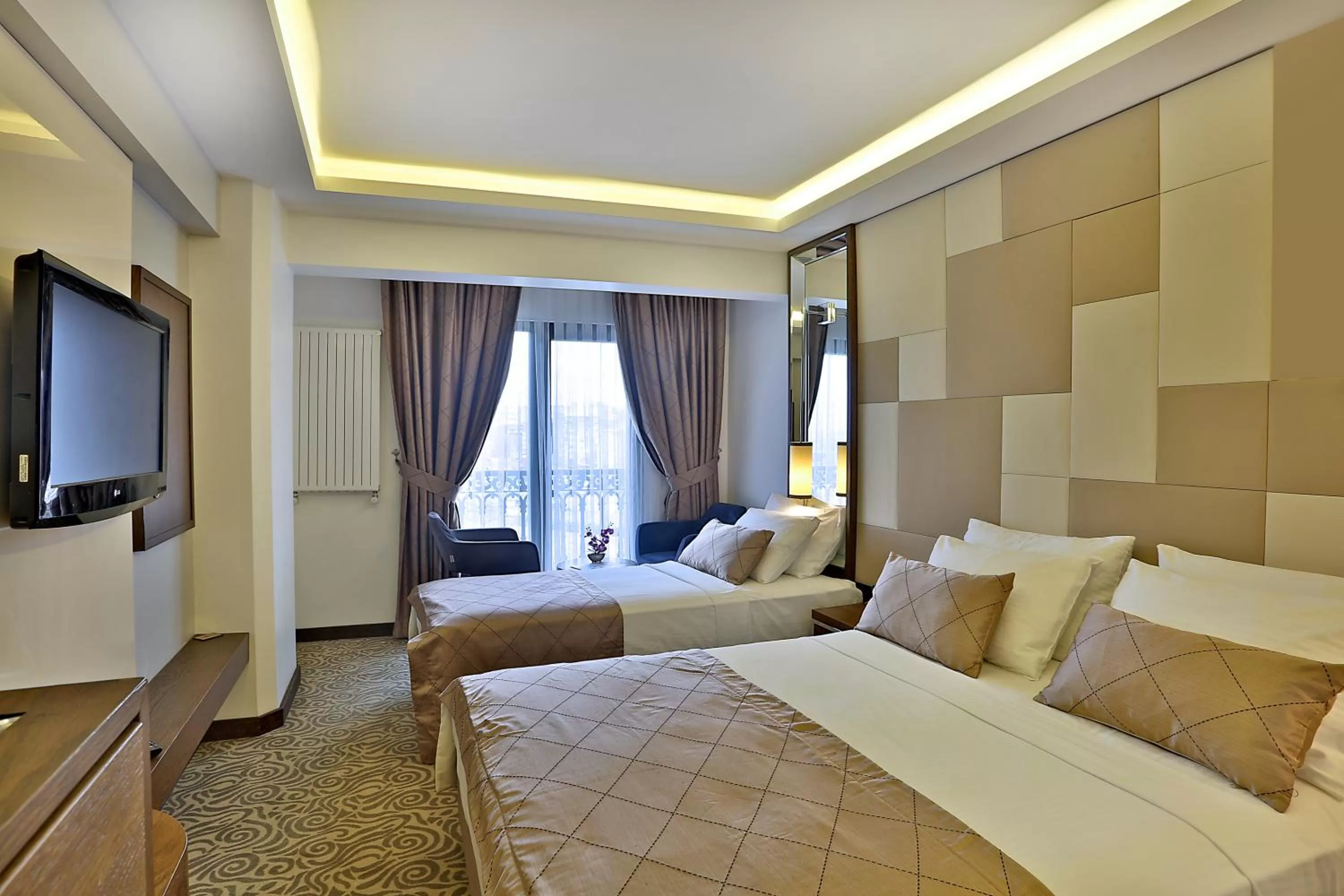 Winter, Bed in Grand Sagcanlar Hotel