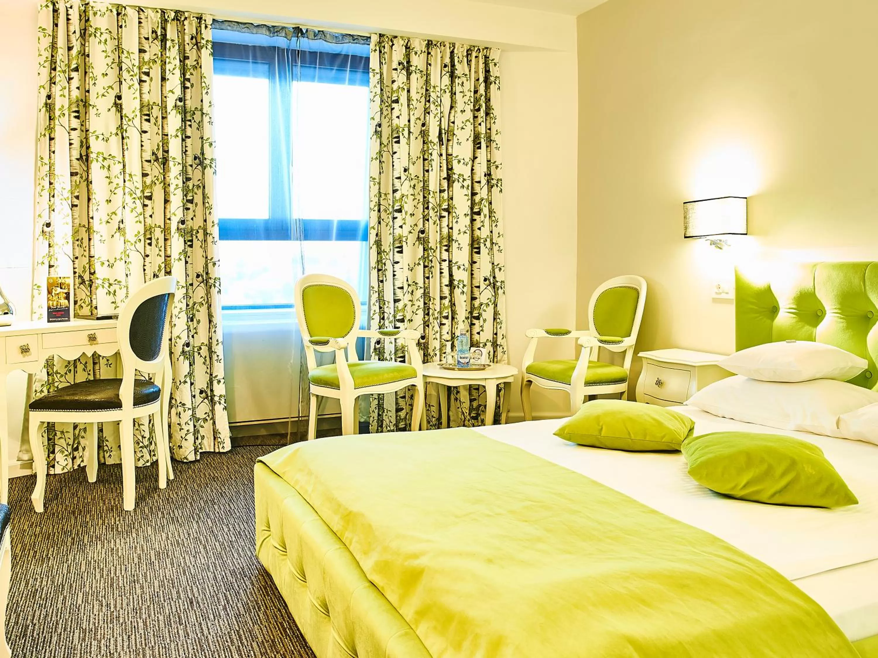 Bed in Continental Forum Tirgu Mures